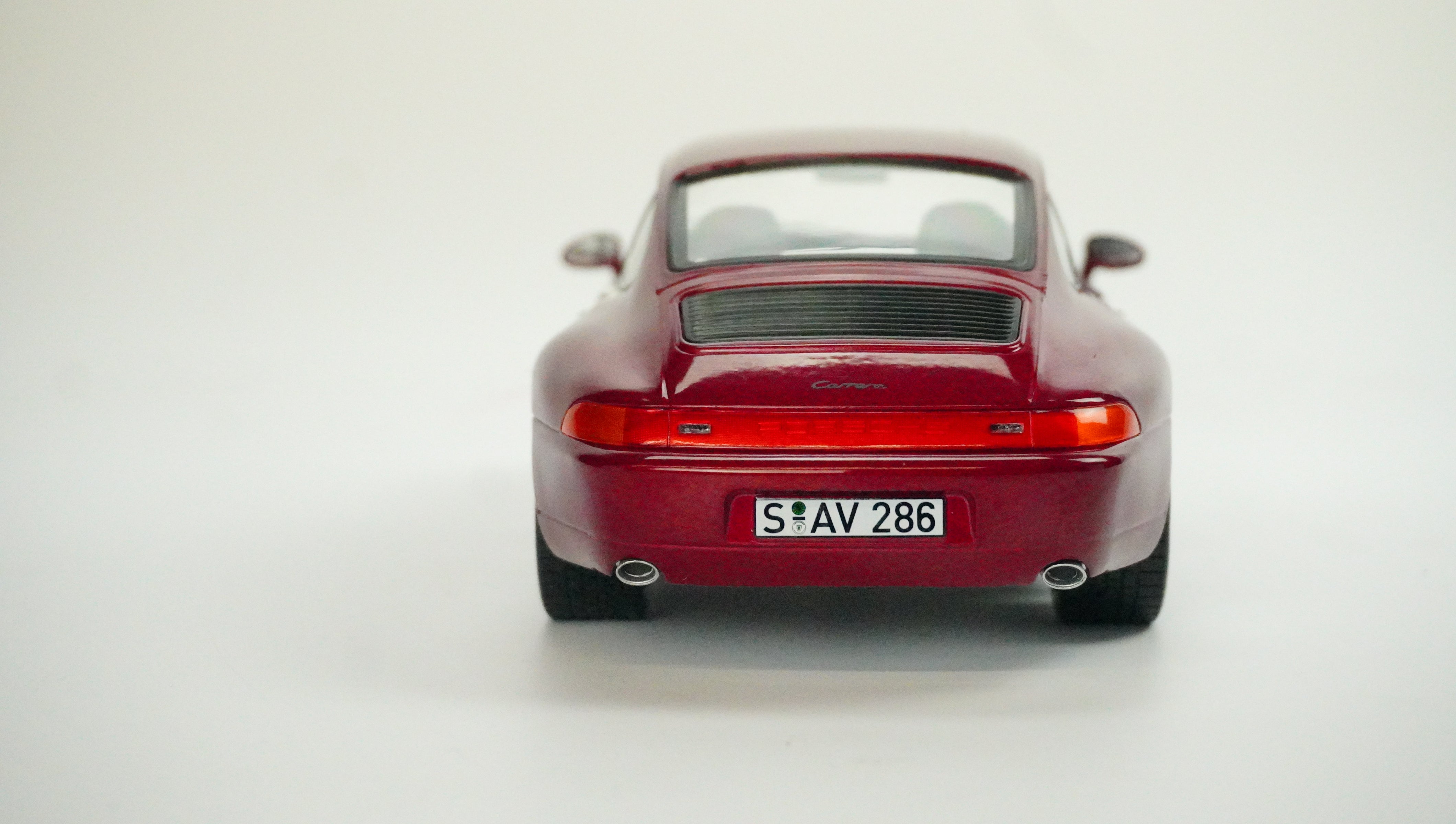 Porsche 911 (993) Carrera Limited 1994 1:18