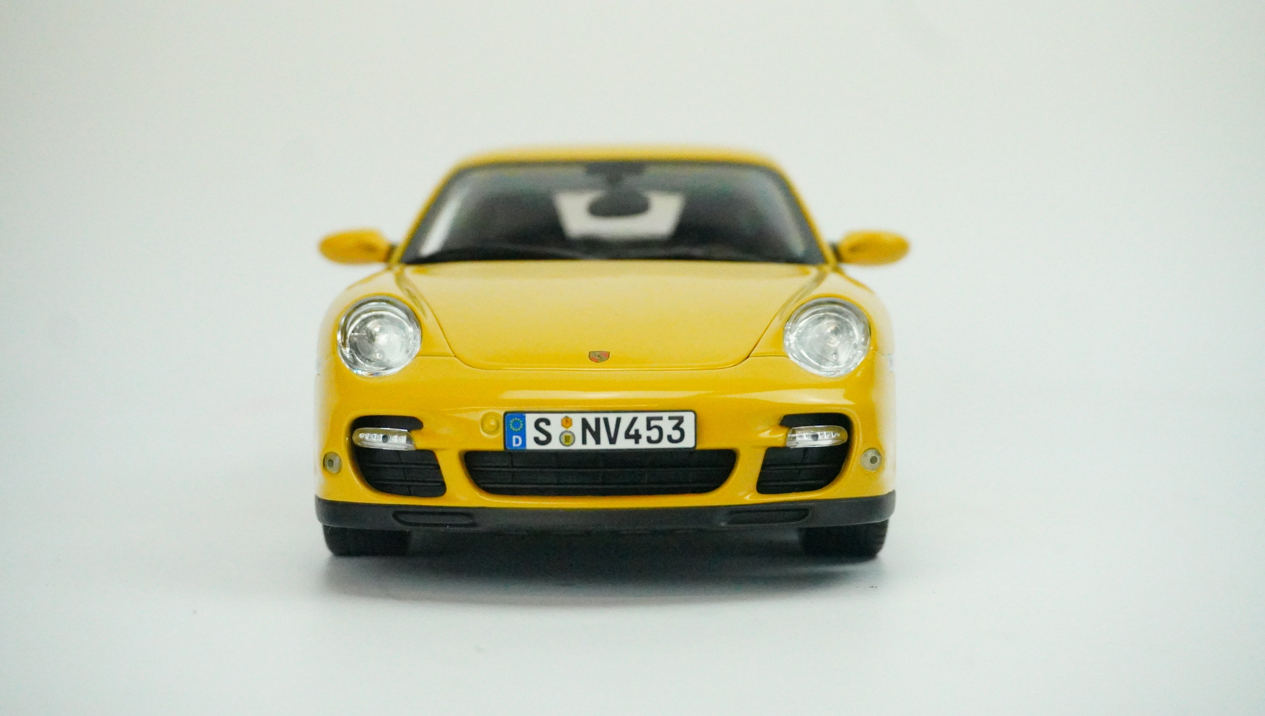 Porsche 911 Turbo 1:18