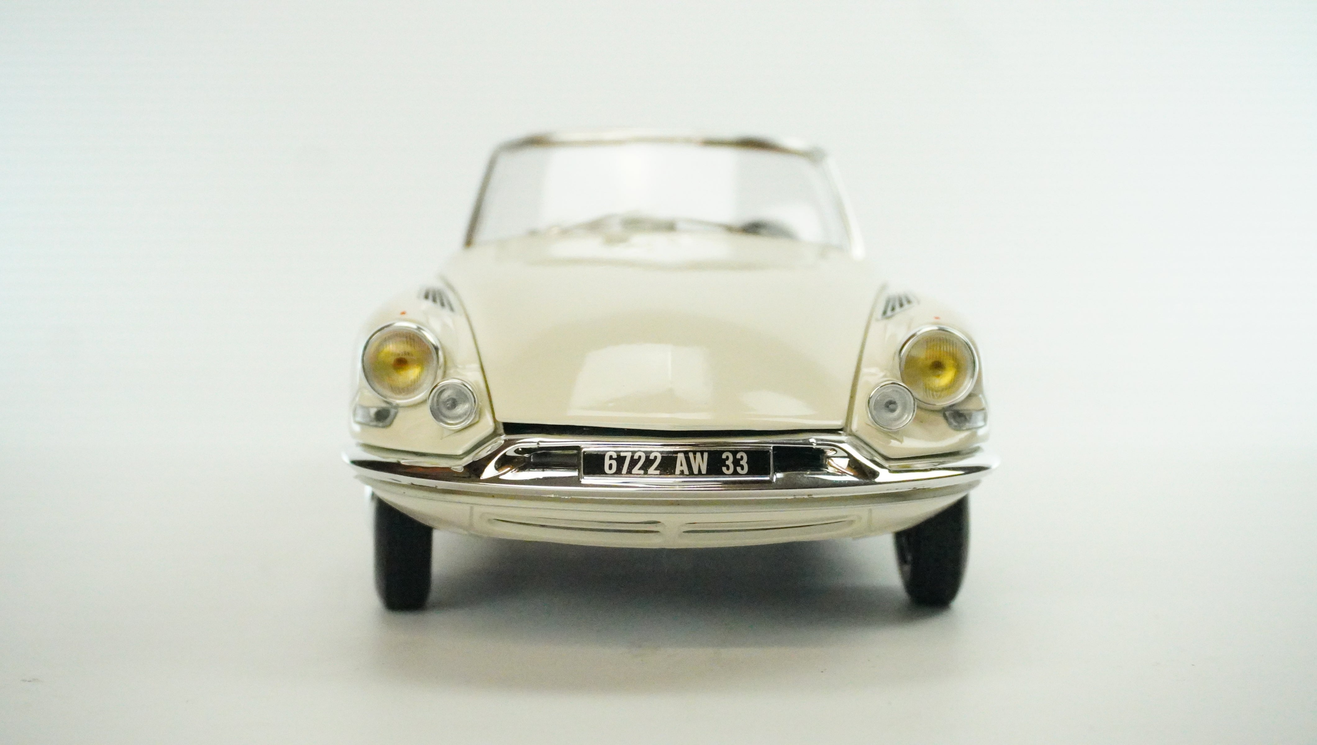Citroën DS19 Le Dandy Cabrio Limited 1964 1:18