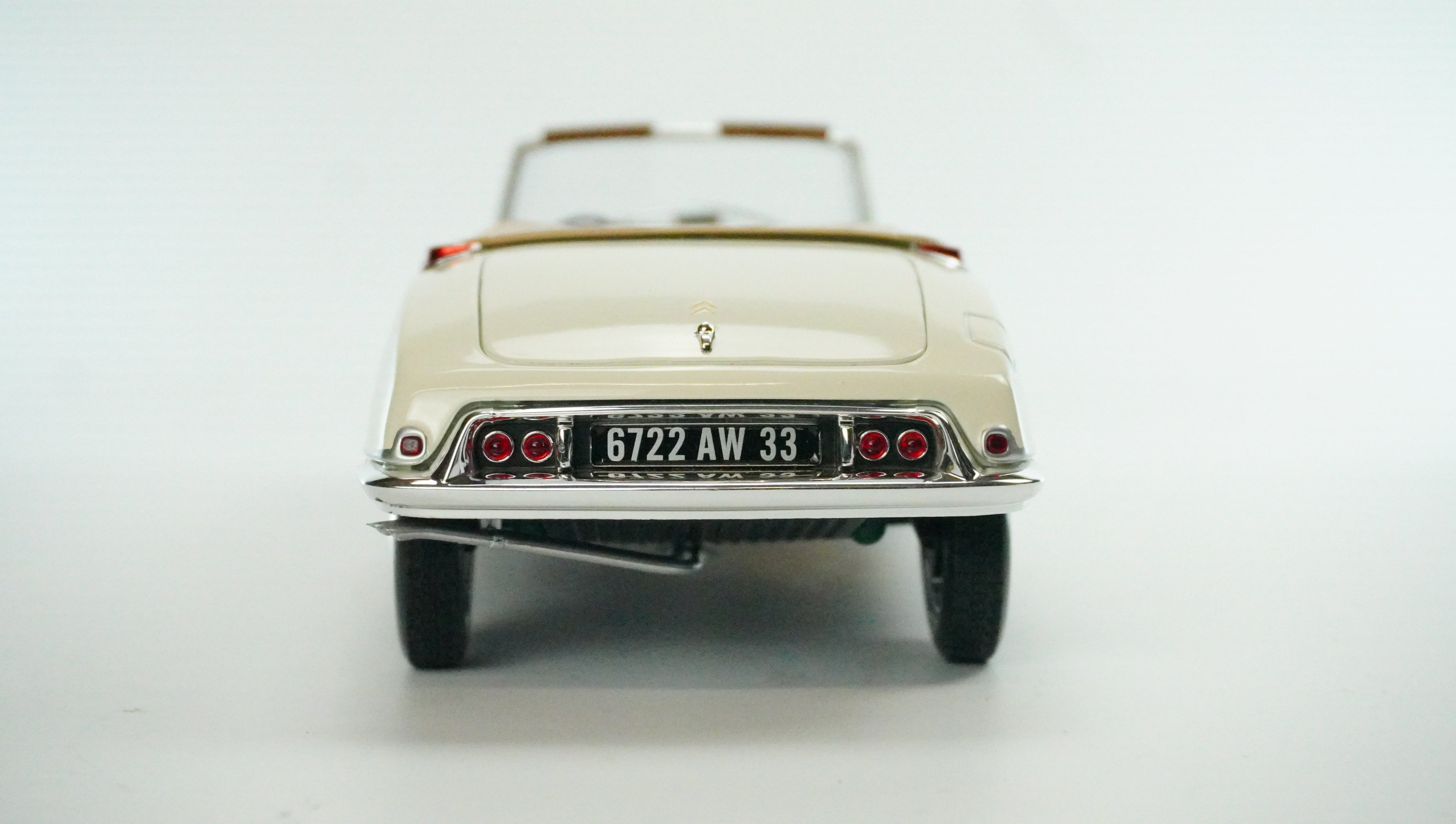 Citroën DS19 Le Dandy Cabrio Limited 1964 1:18