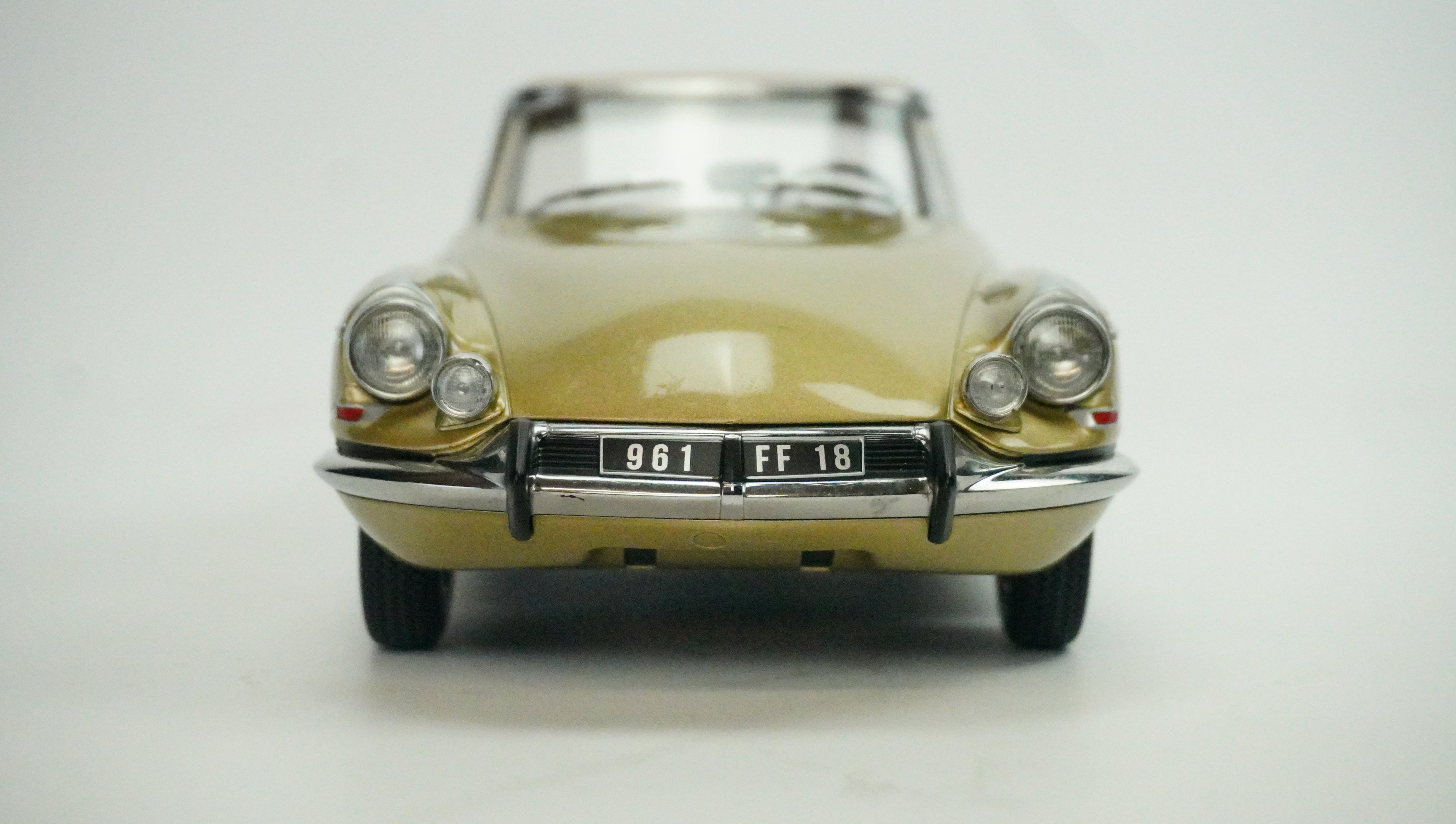 Citroën DS19 Cabriolet 1964 1:18