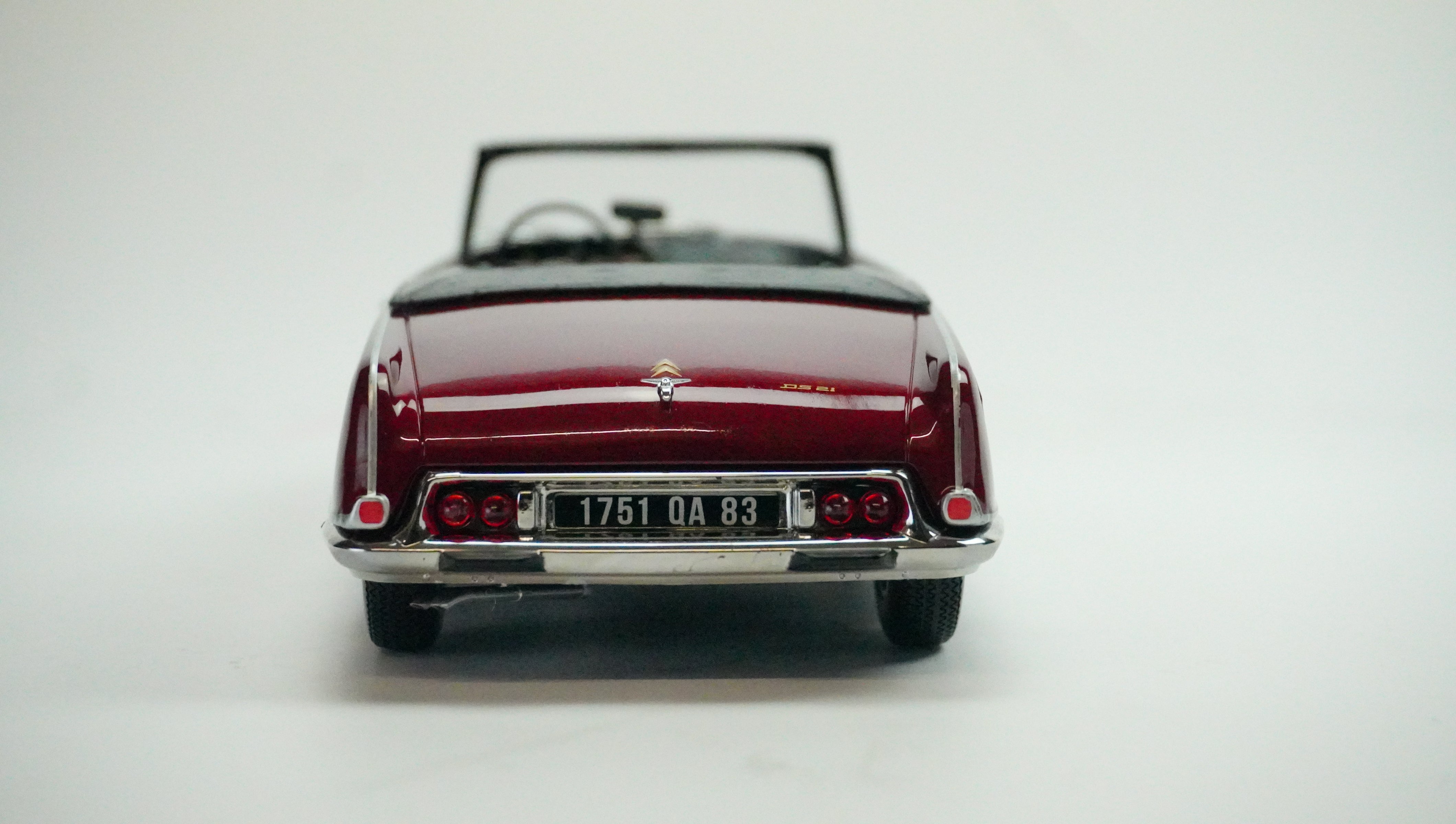 Citroën DS21 Palm Beach Cabrio Limited 1968 1:18
