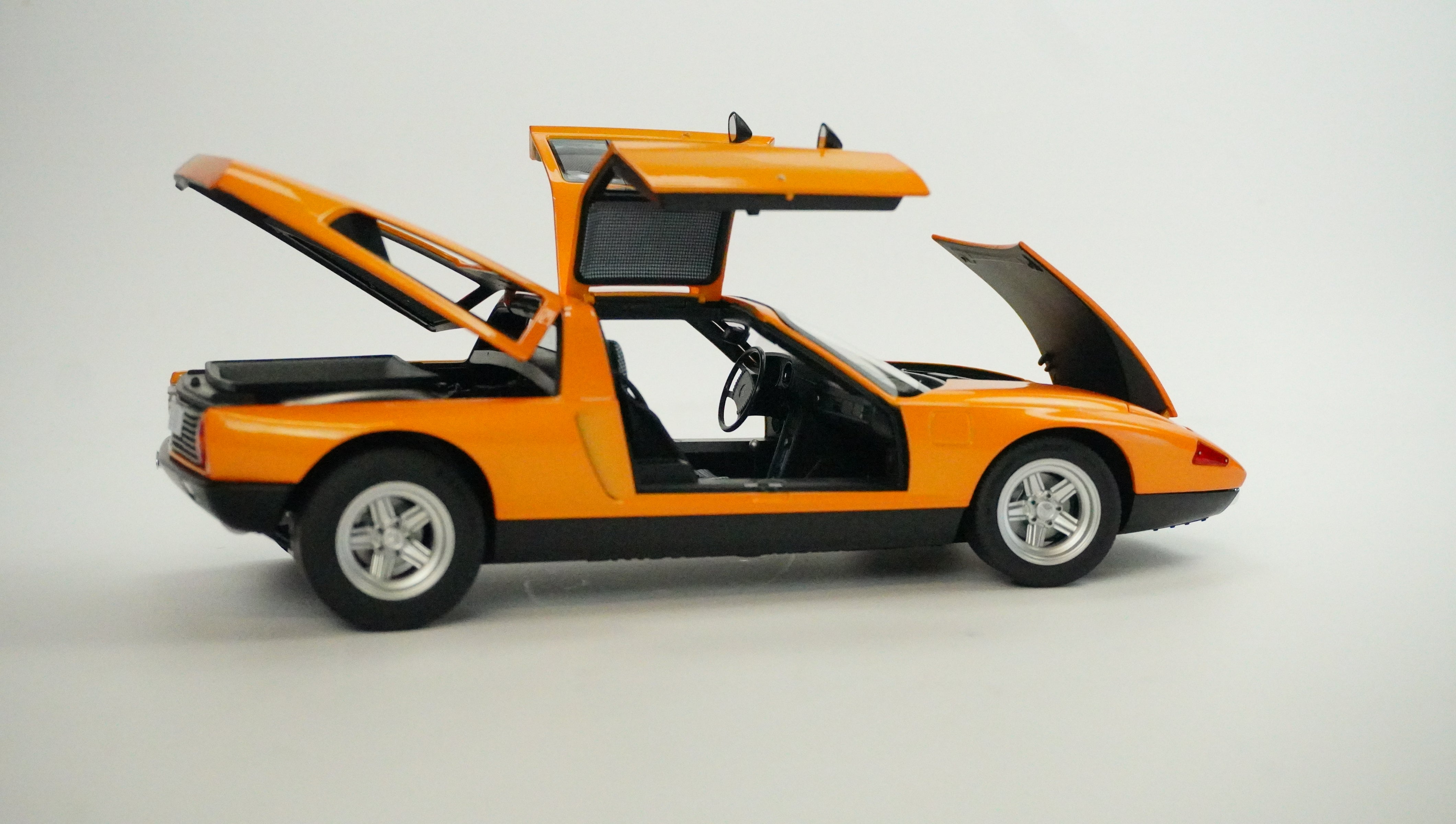 Mercedes Benz C111/II 1970 1:18
