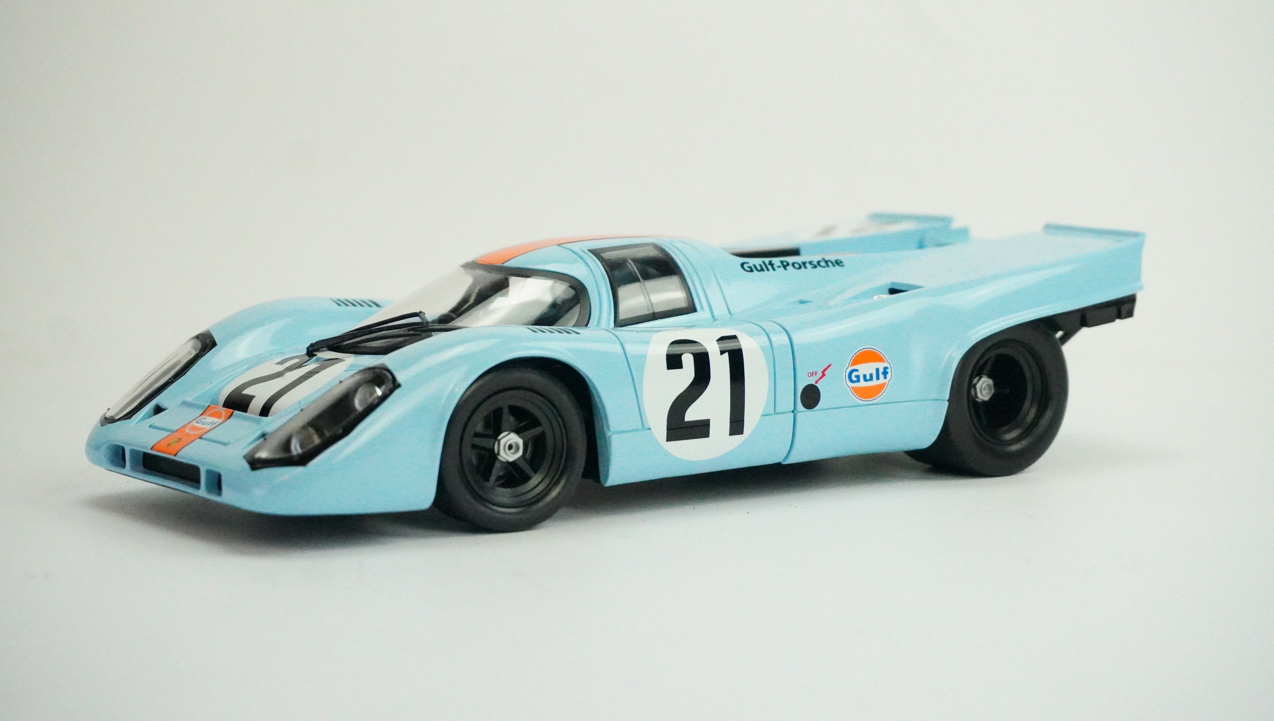 Porsche 917K Gulf Racing No. 21 1:18