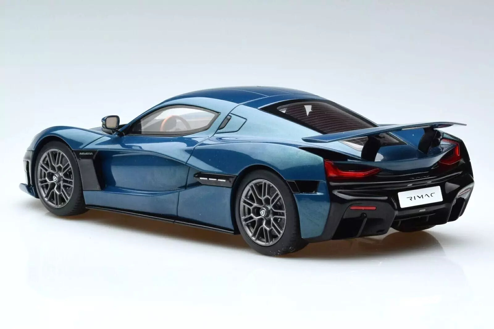 Rimac Nevera 2021 Limited 1:18