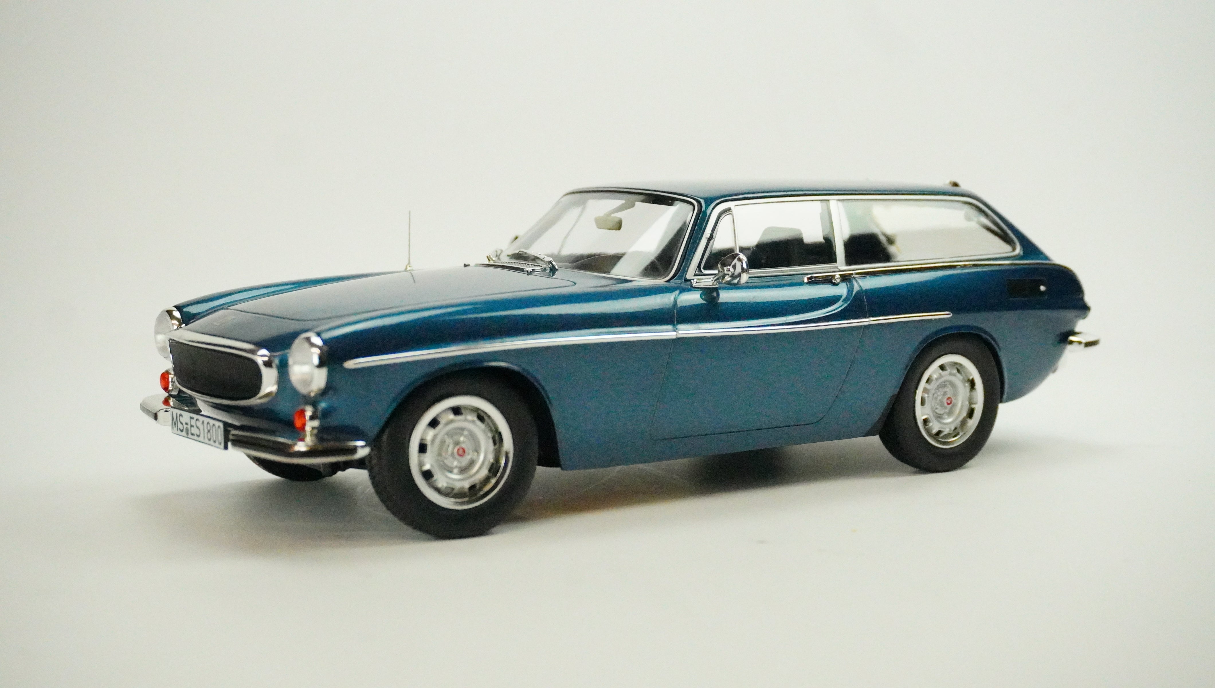 Volvo 1800 ES Limited 1973 1:18
