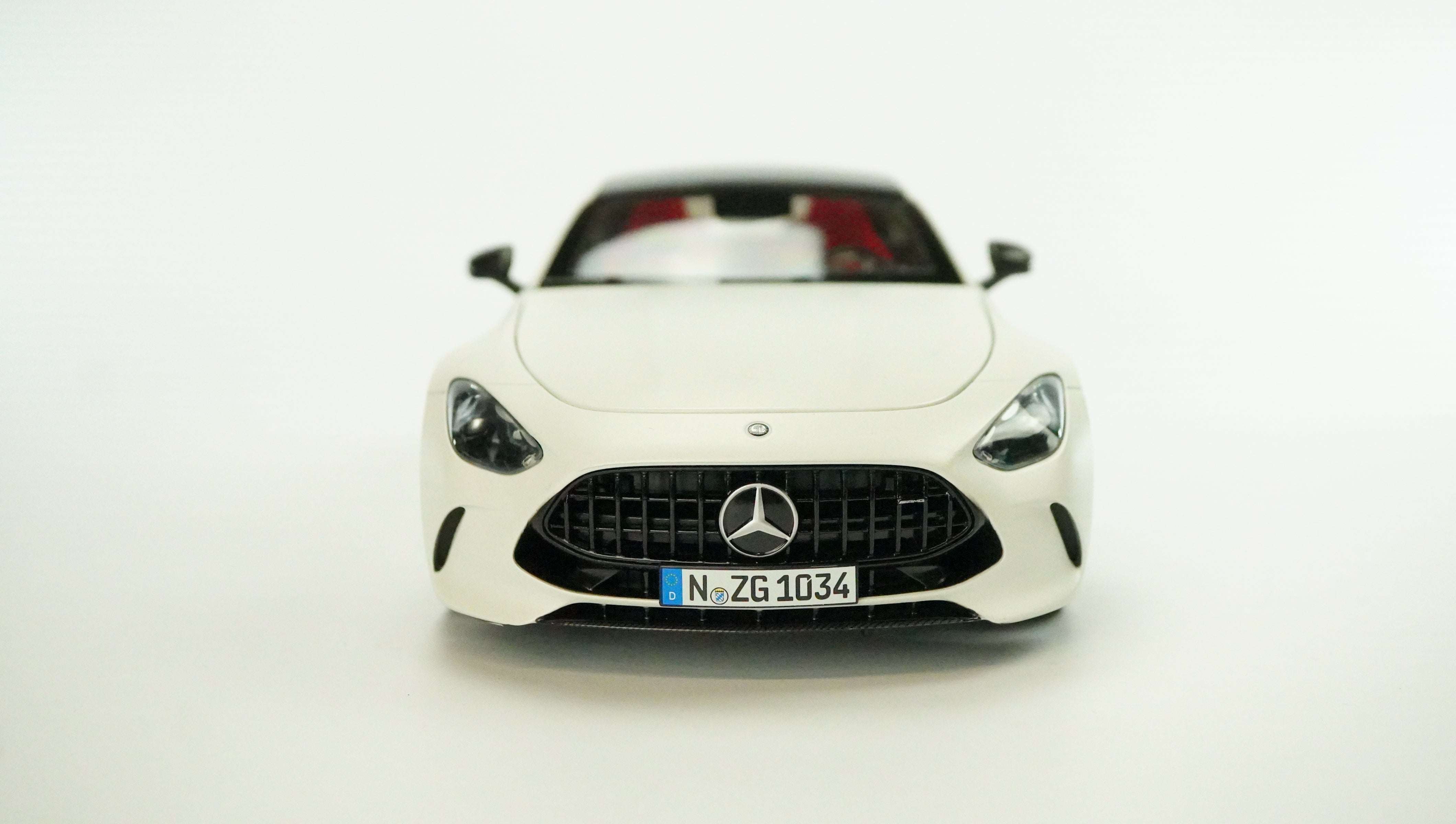 Mercedes Benz AMG GT63 (C192) 2024 1:18