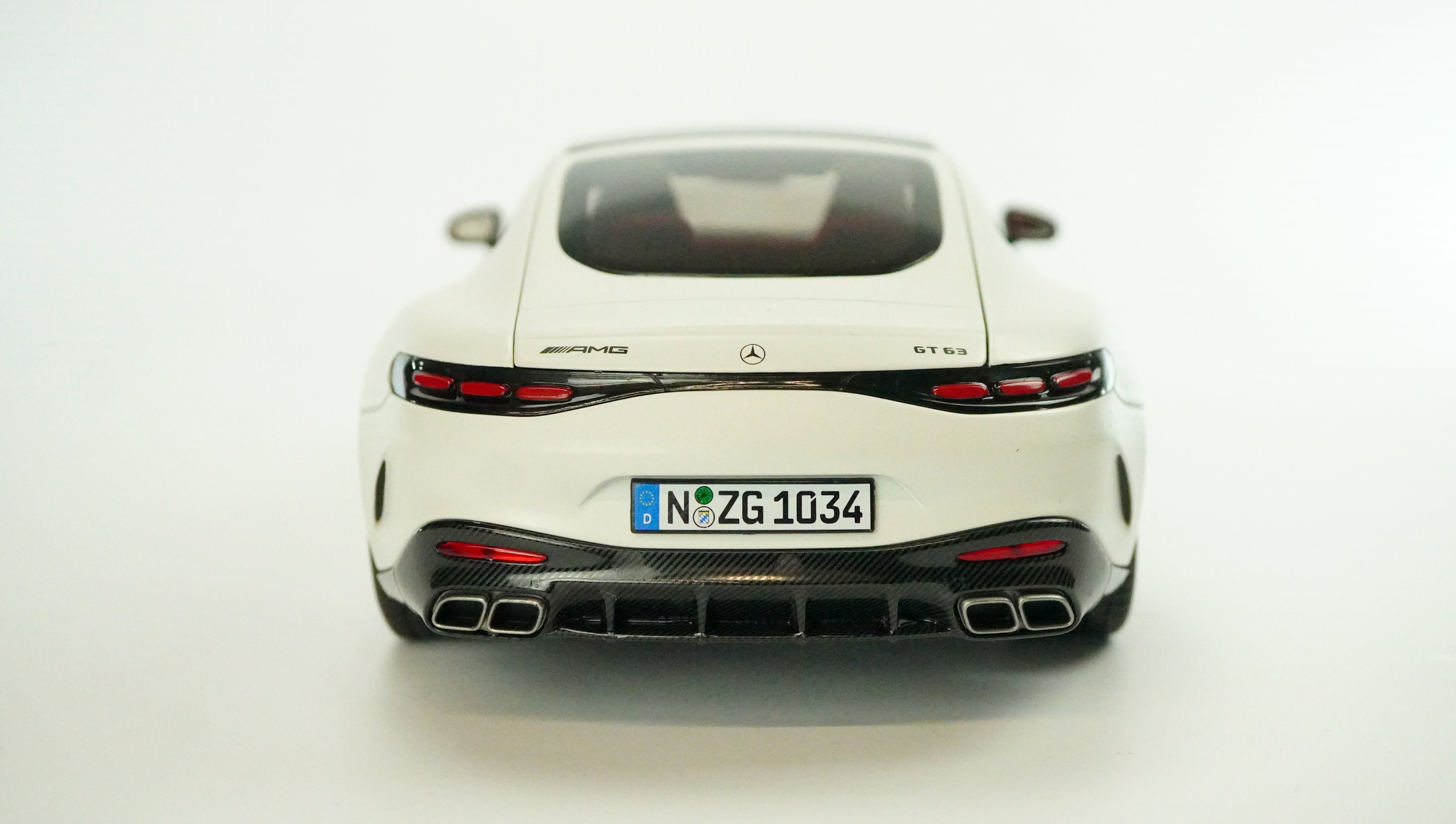 Mercedes Benz AMG GT63 (C192) 2024 1:18