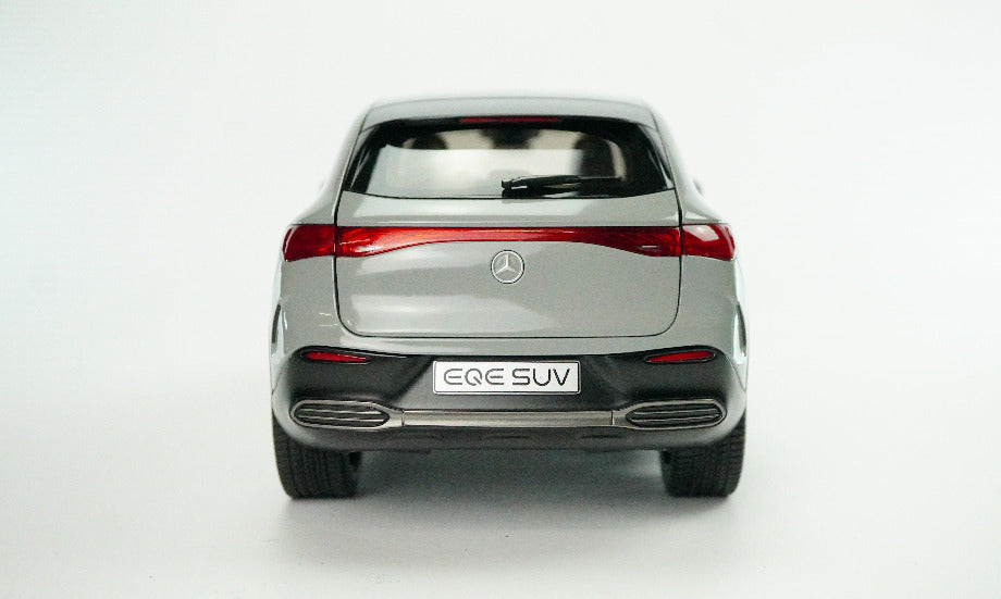 Benz EQE SUV AMG 1:18