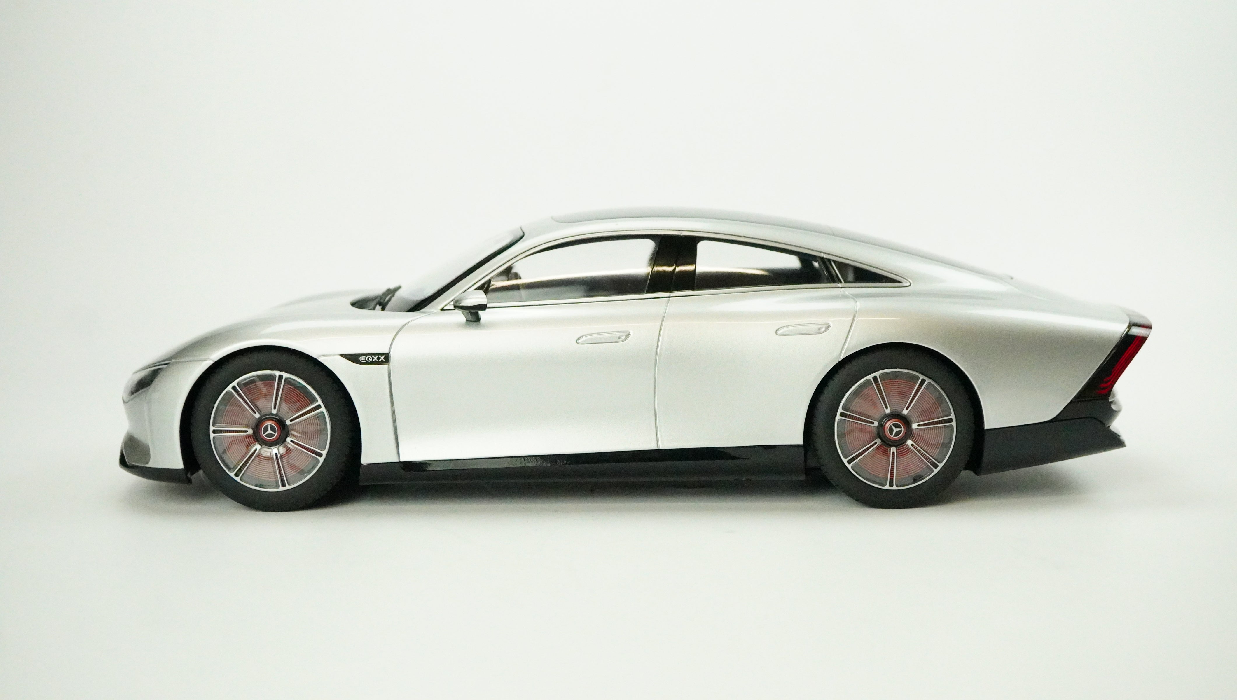 Mercedes Benz Vision EQXX e Limited 2022 1:18