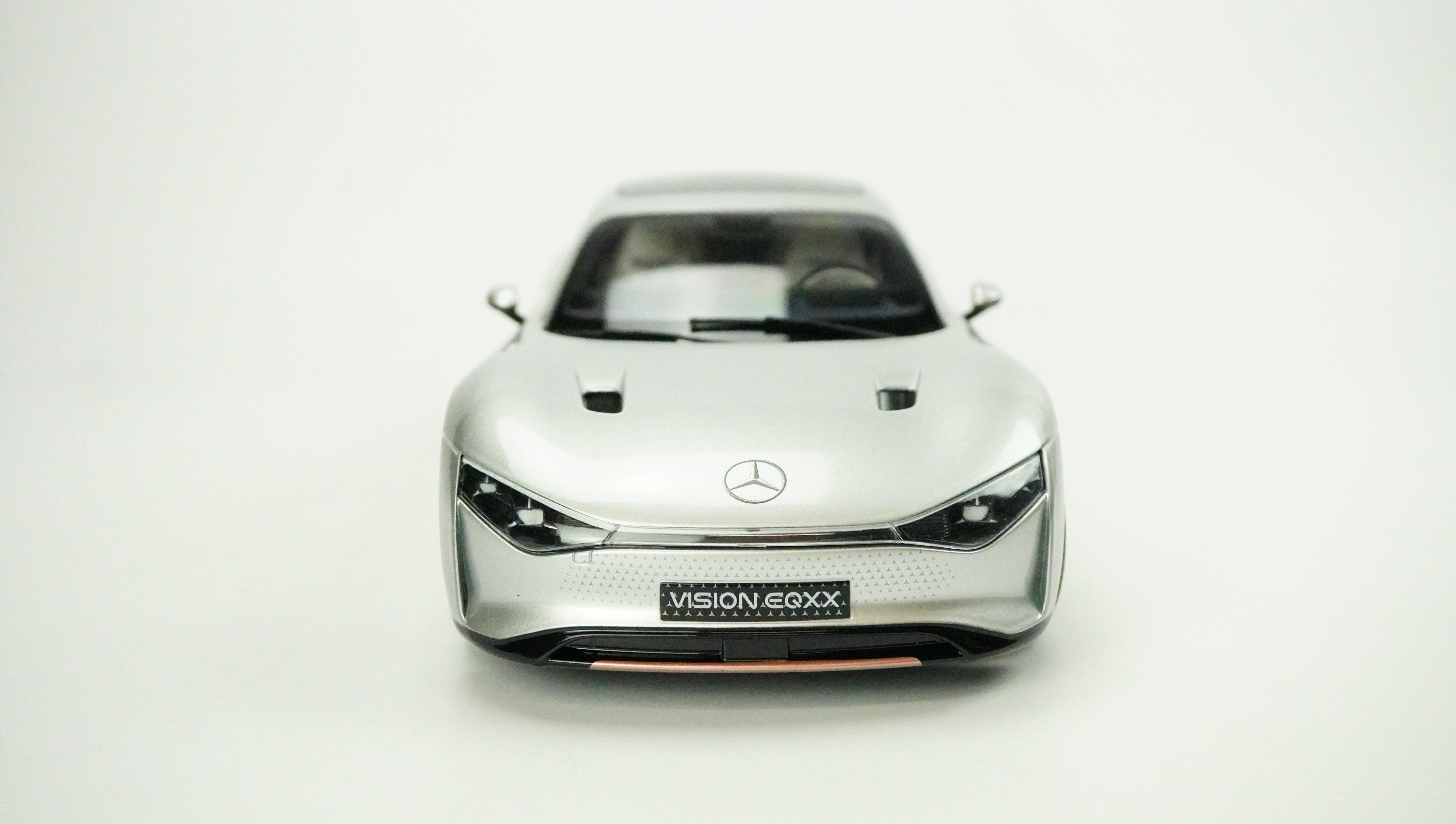 Mercedes Benz Vision EQXX e Limited 2022 1:18