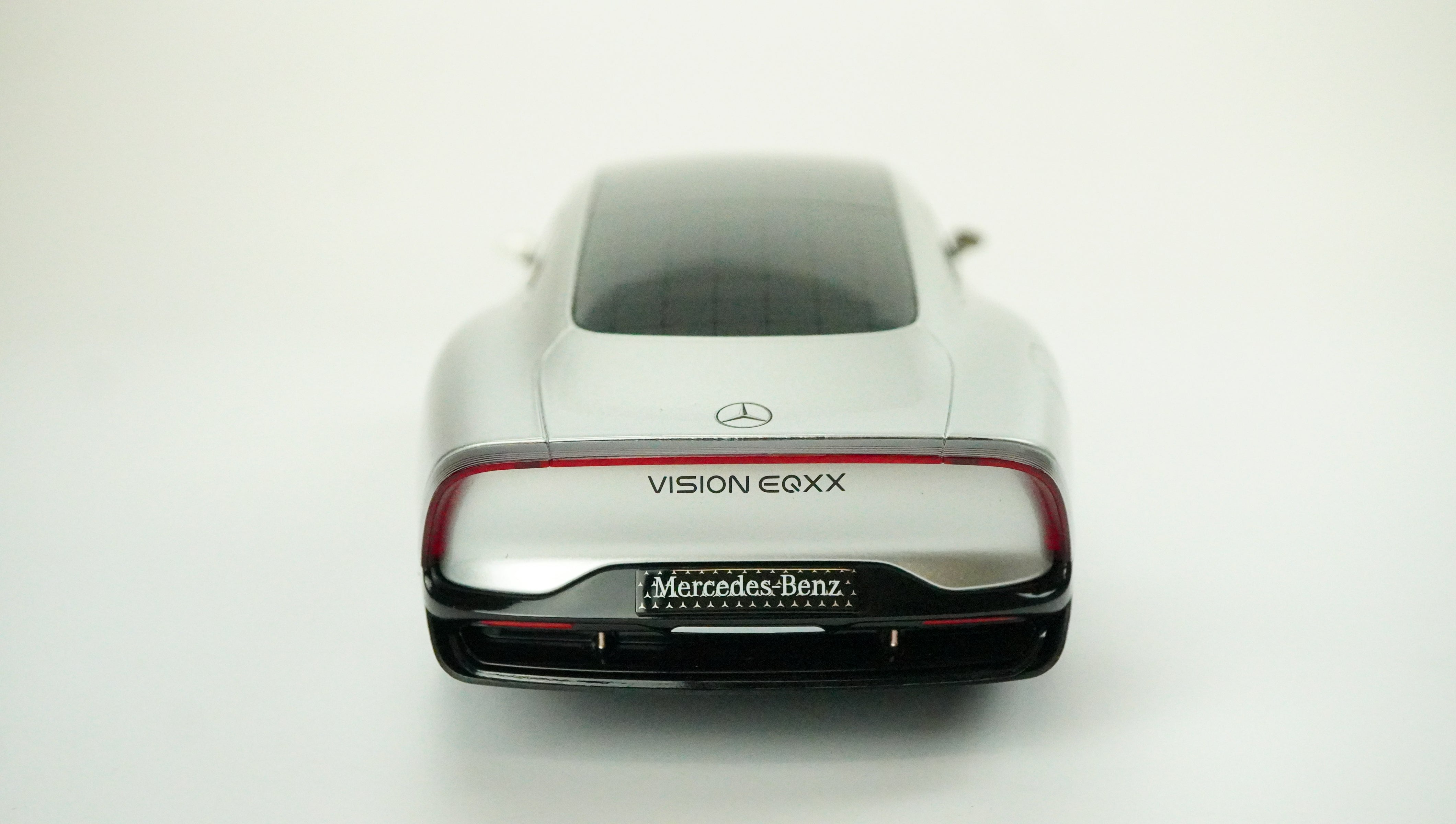 Mercedes Benz Vision EQXX e Limited 2022 1:18