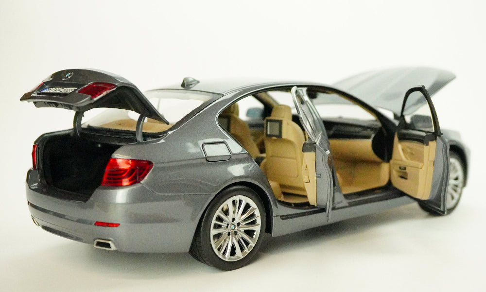 BMW 550i 1:18 Shop Kaufen 