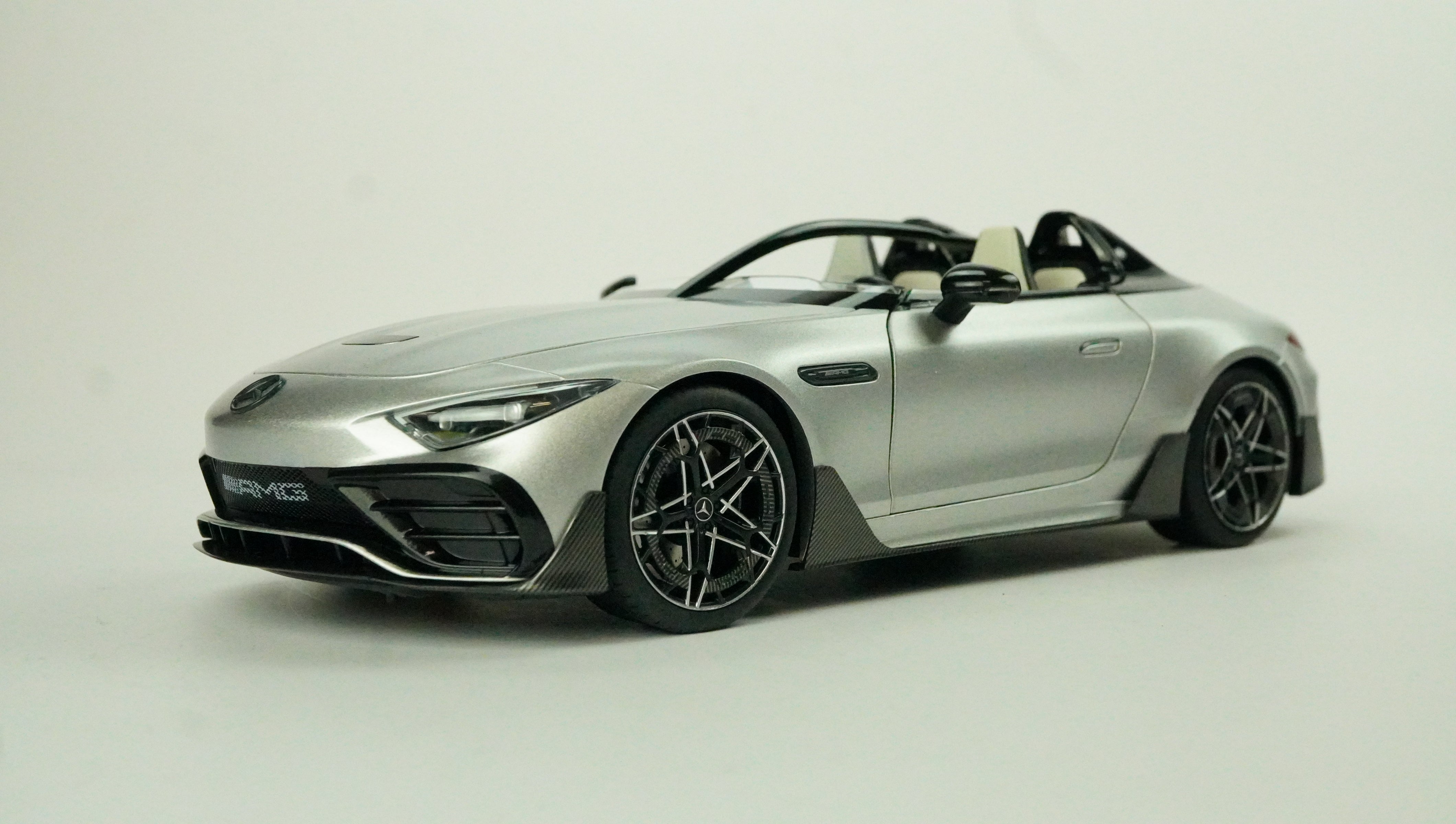 Mercedes Benz SL-Class AMG 4.0 1:18