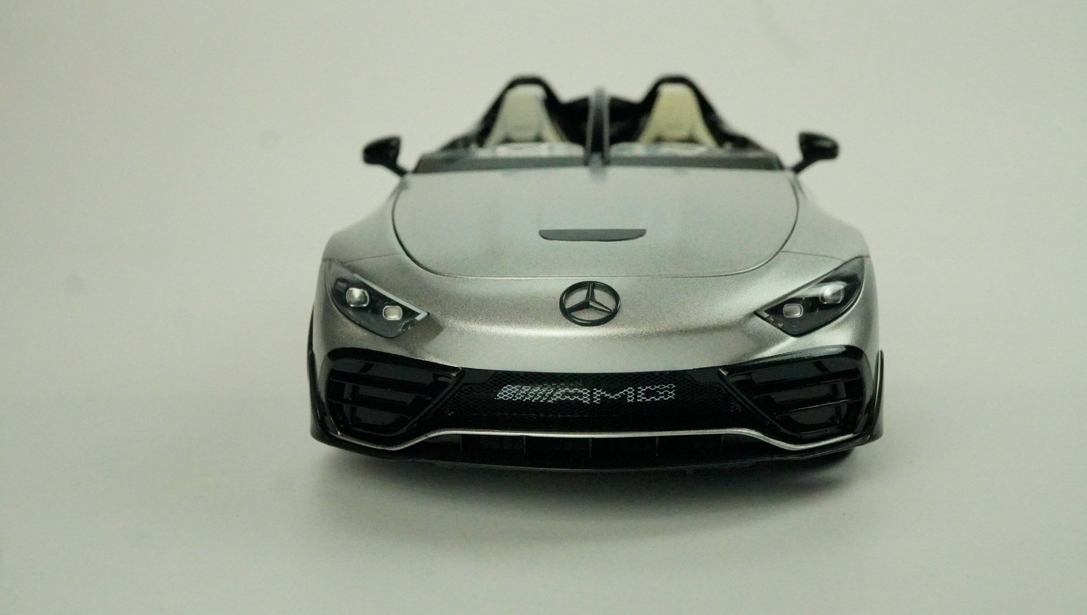 Mercedes Benz SL-Class AMG 4.0 1:18