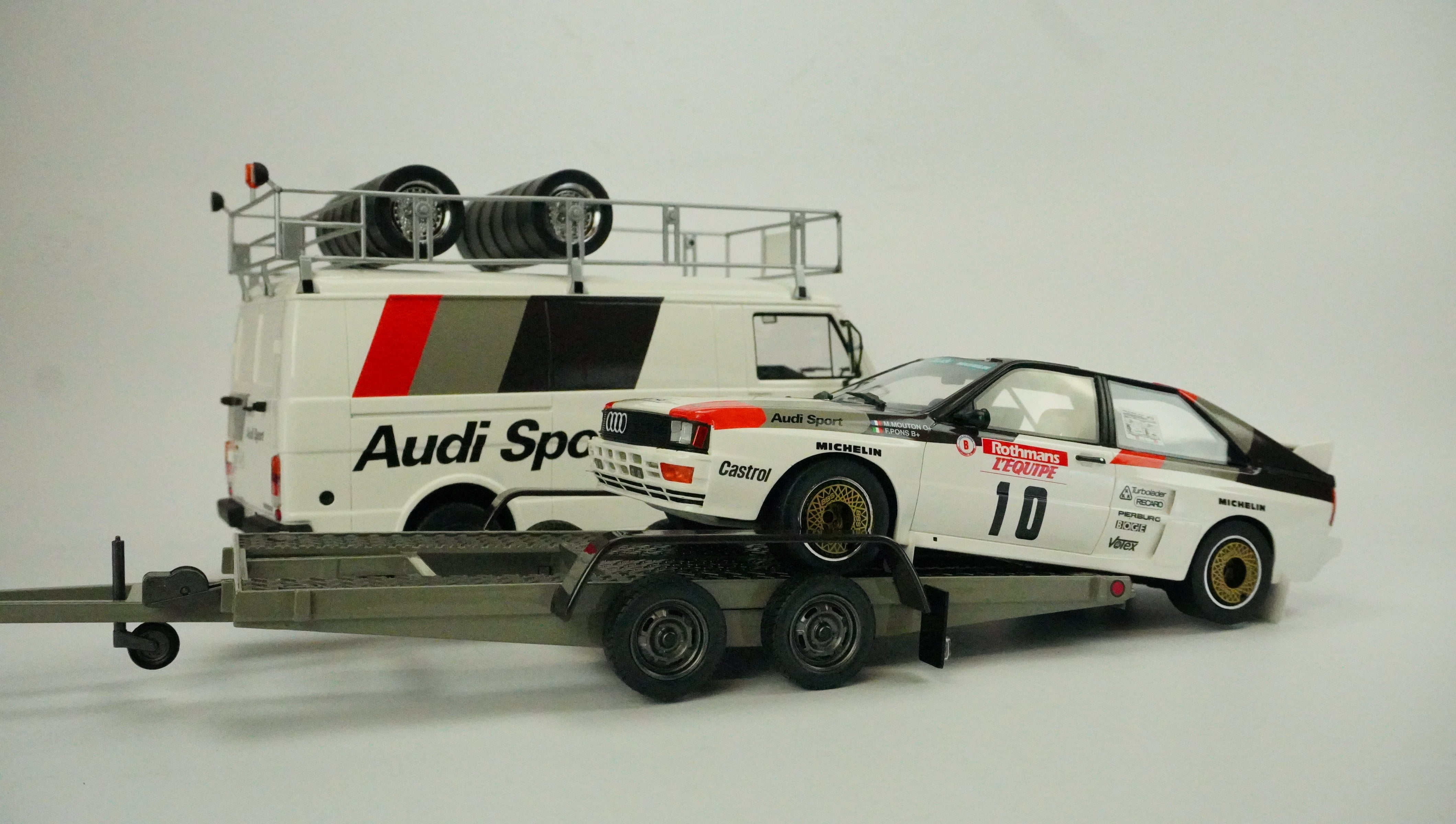 VW Transport & Audi Quattro A2 Rally Nr.10 & Anhänger Set Limited 1:18