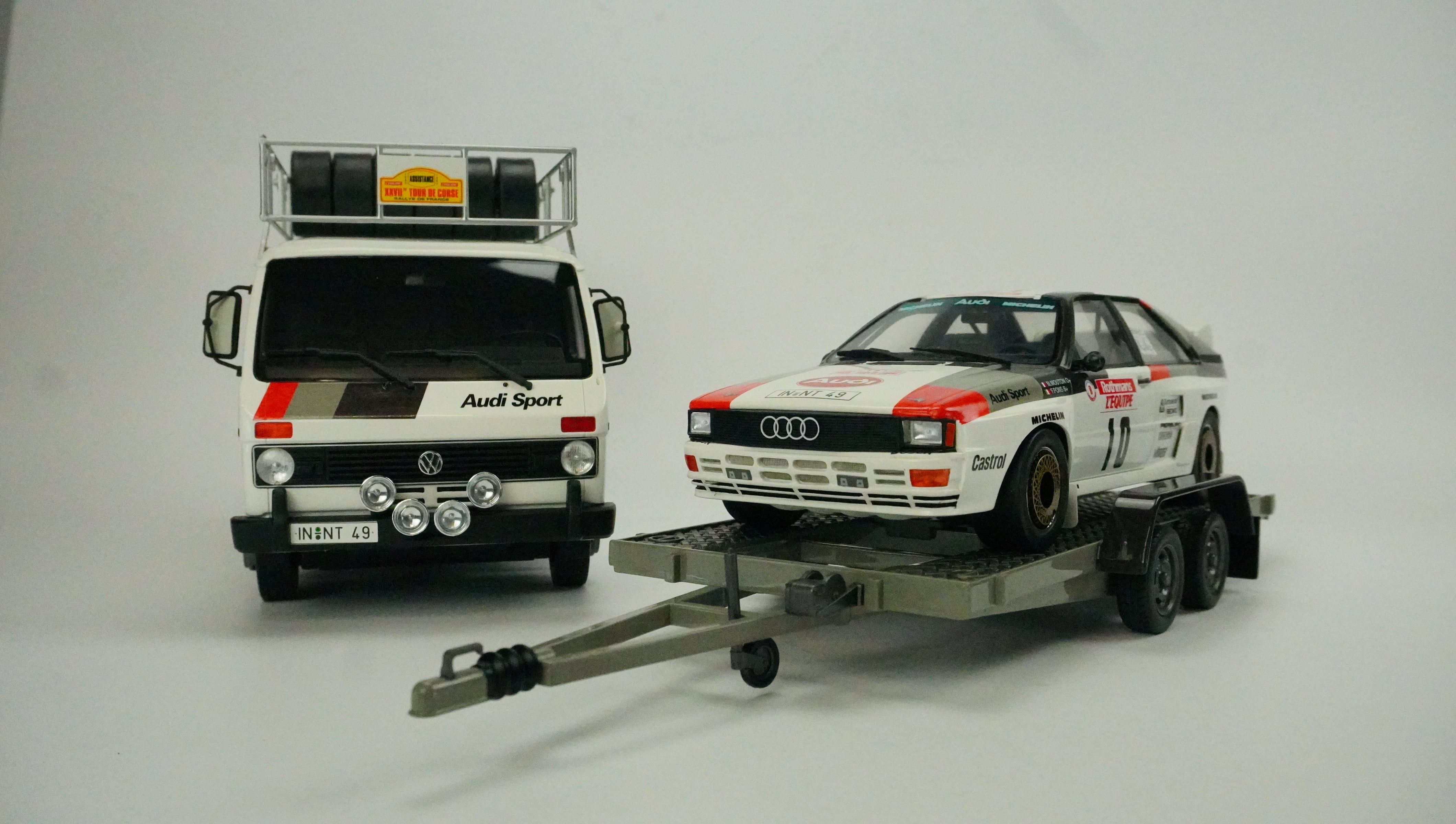 VW Transport & Audi Quattro A2 Rally Nr.10 & Anhänger Set Limited 1:18