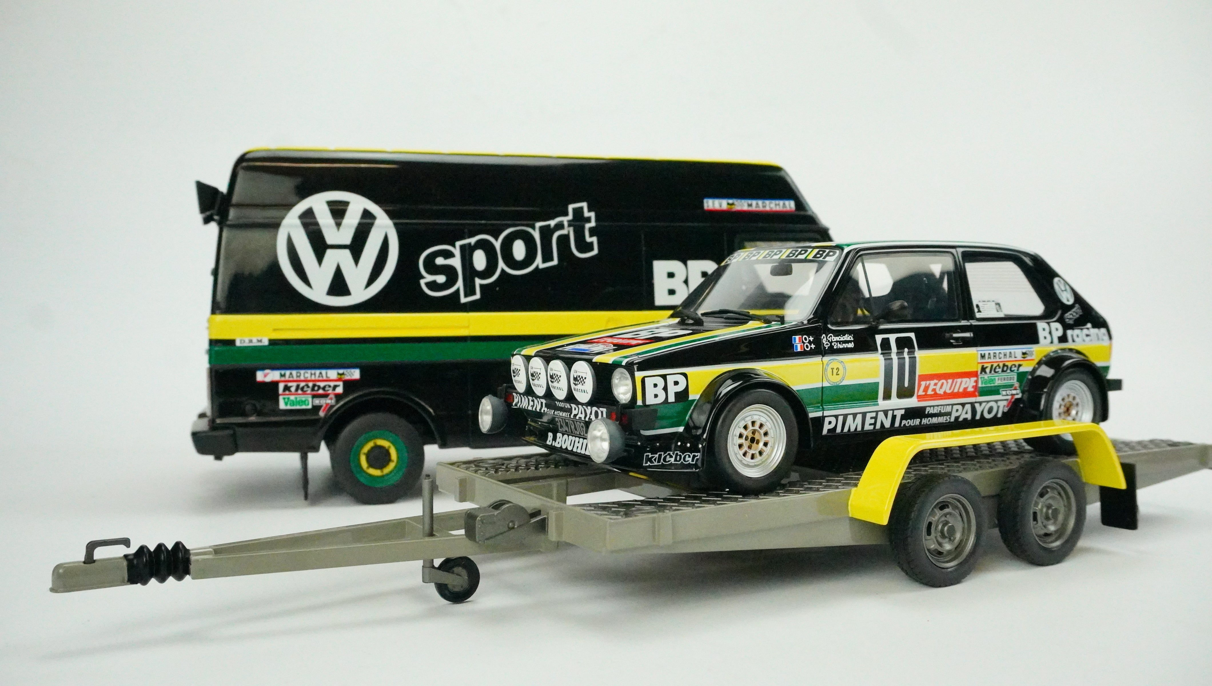 VW Transport & VW Golf MK1 GTI Rally Nr.10 & Anhänger Set Limited 1:18