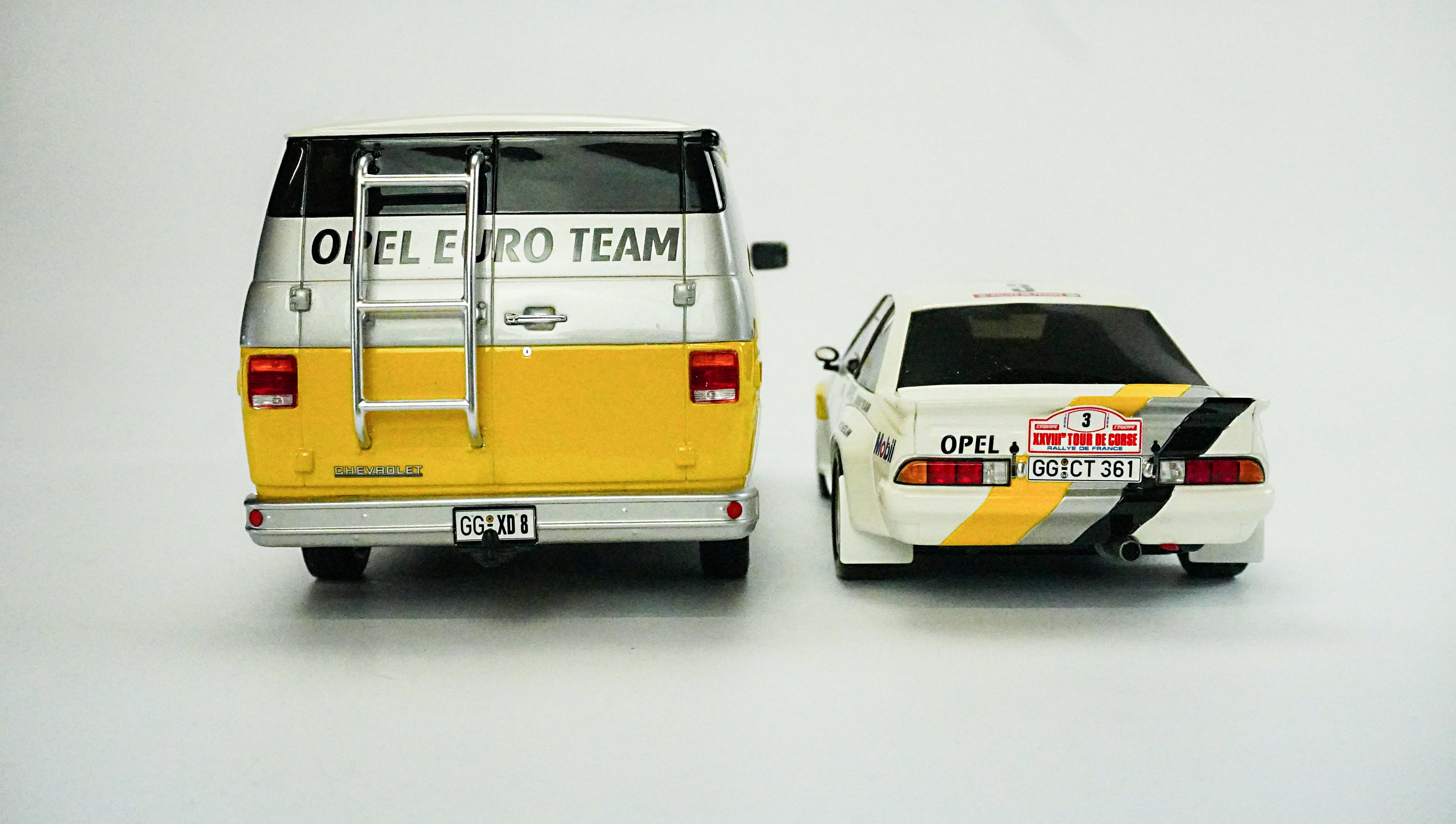 Chevrolet Transport & Opel Manta Rally Nr.3 & Anhänger Set Limited 1:18