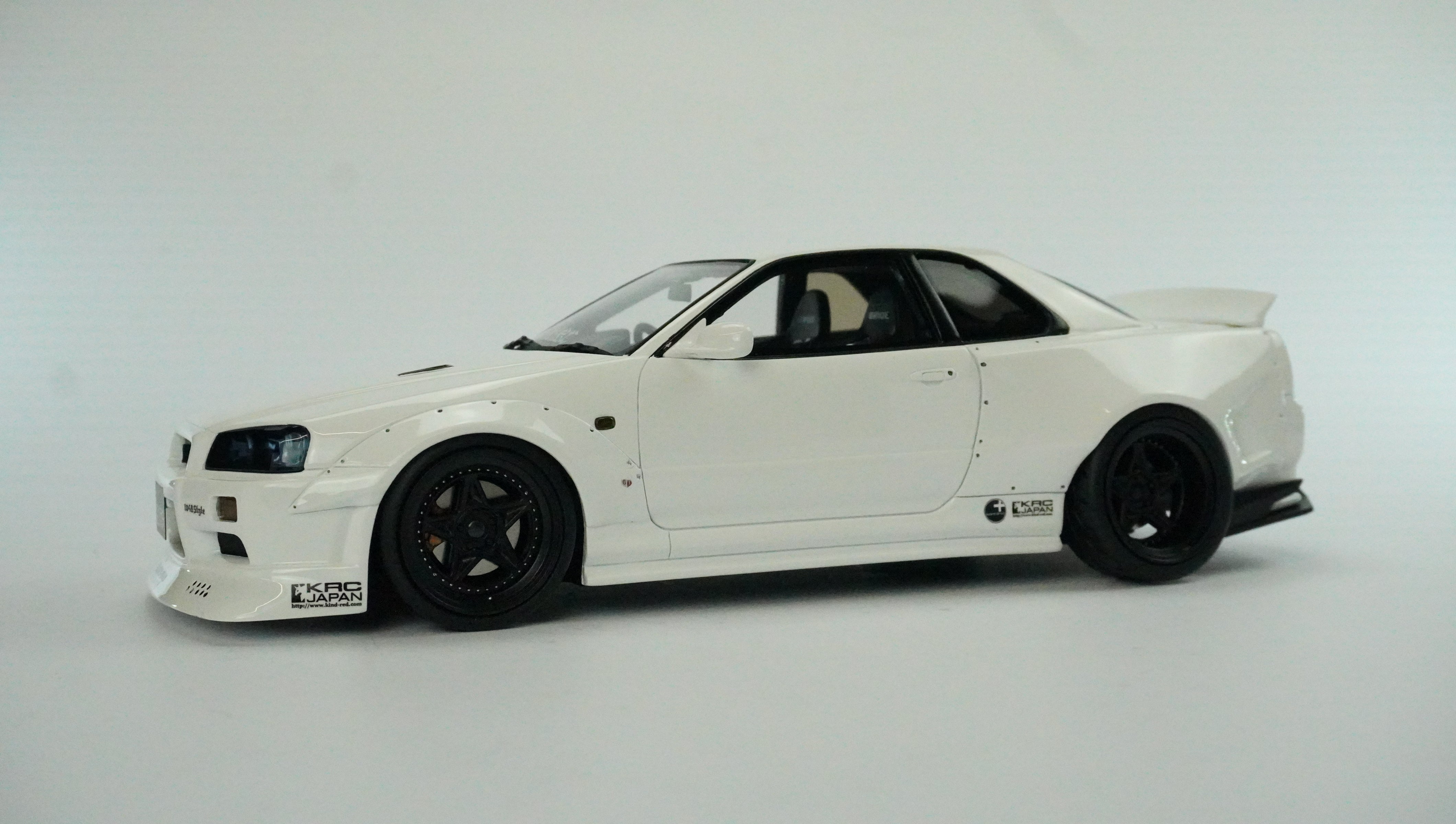 Nissan Skyline GT-R (R34) KRC limitiert 1:18