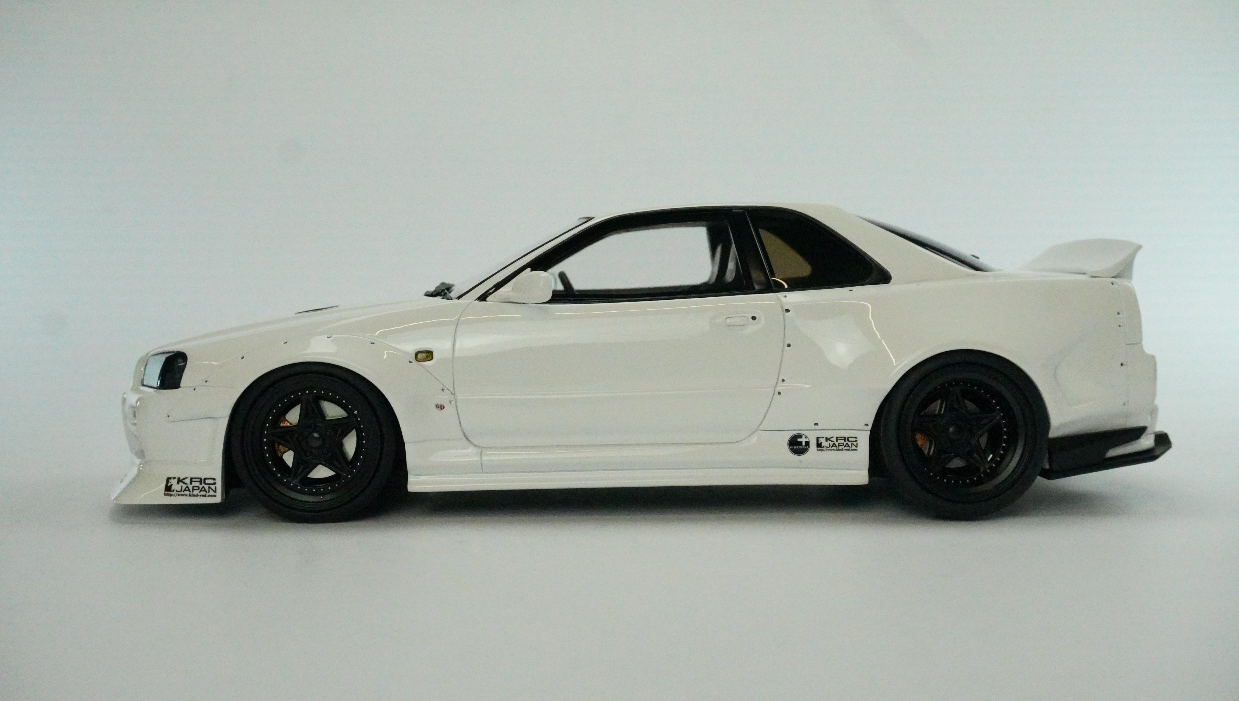 Nissan Skyline GT-R (R34) KRC limitiert 1:18