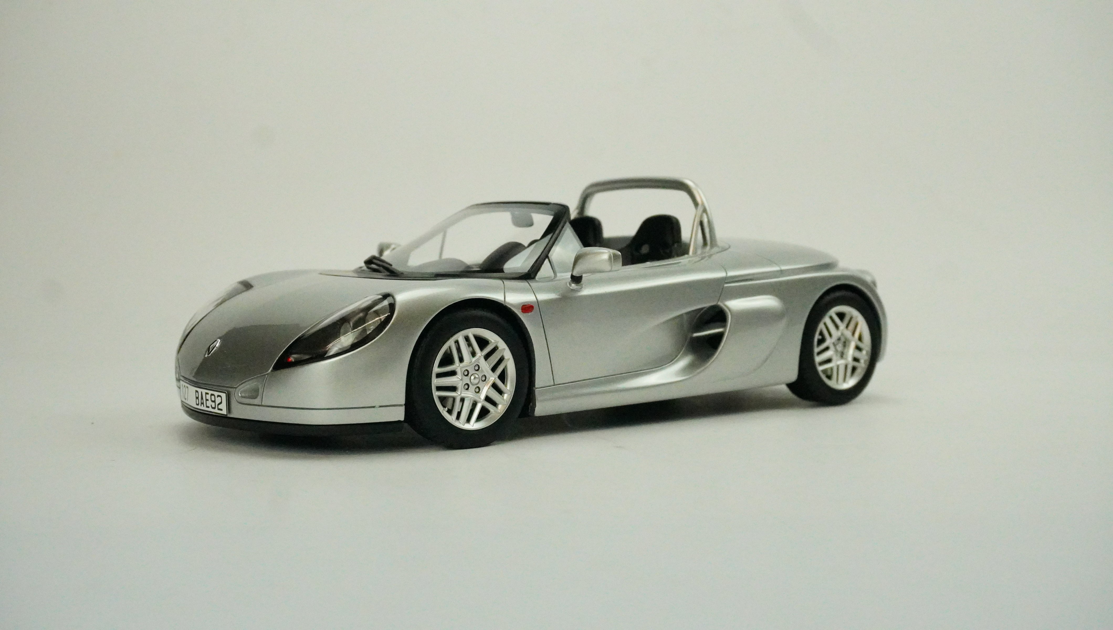 Renault Spider 1999 Limited 1:18