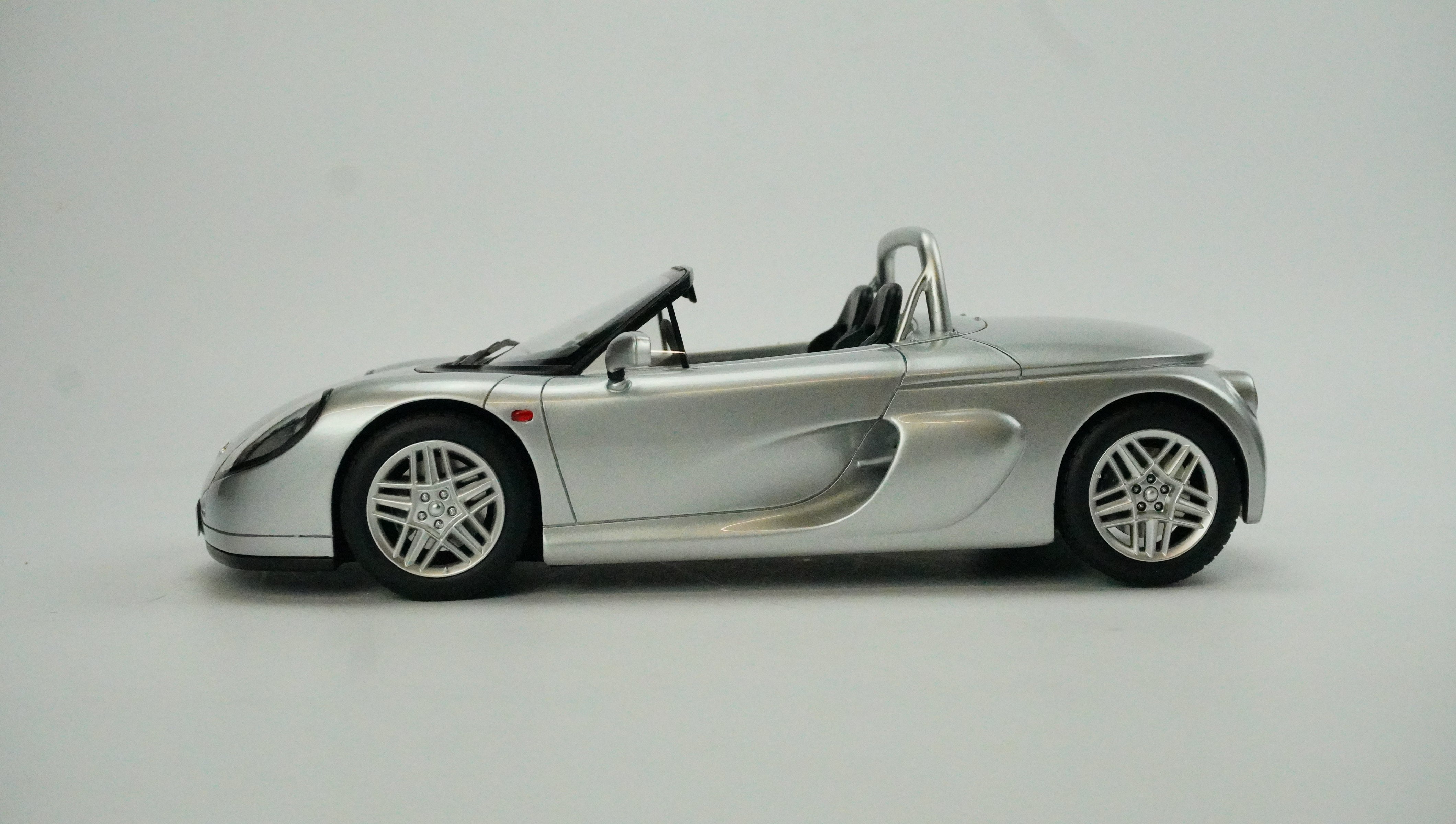 Renault Spider 1999 Limited 1:18