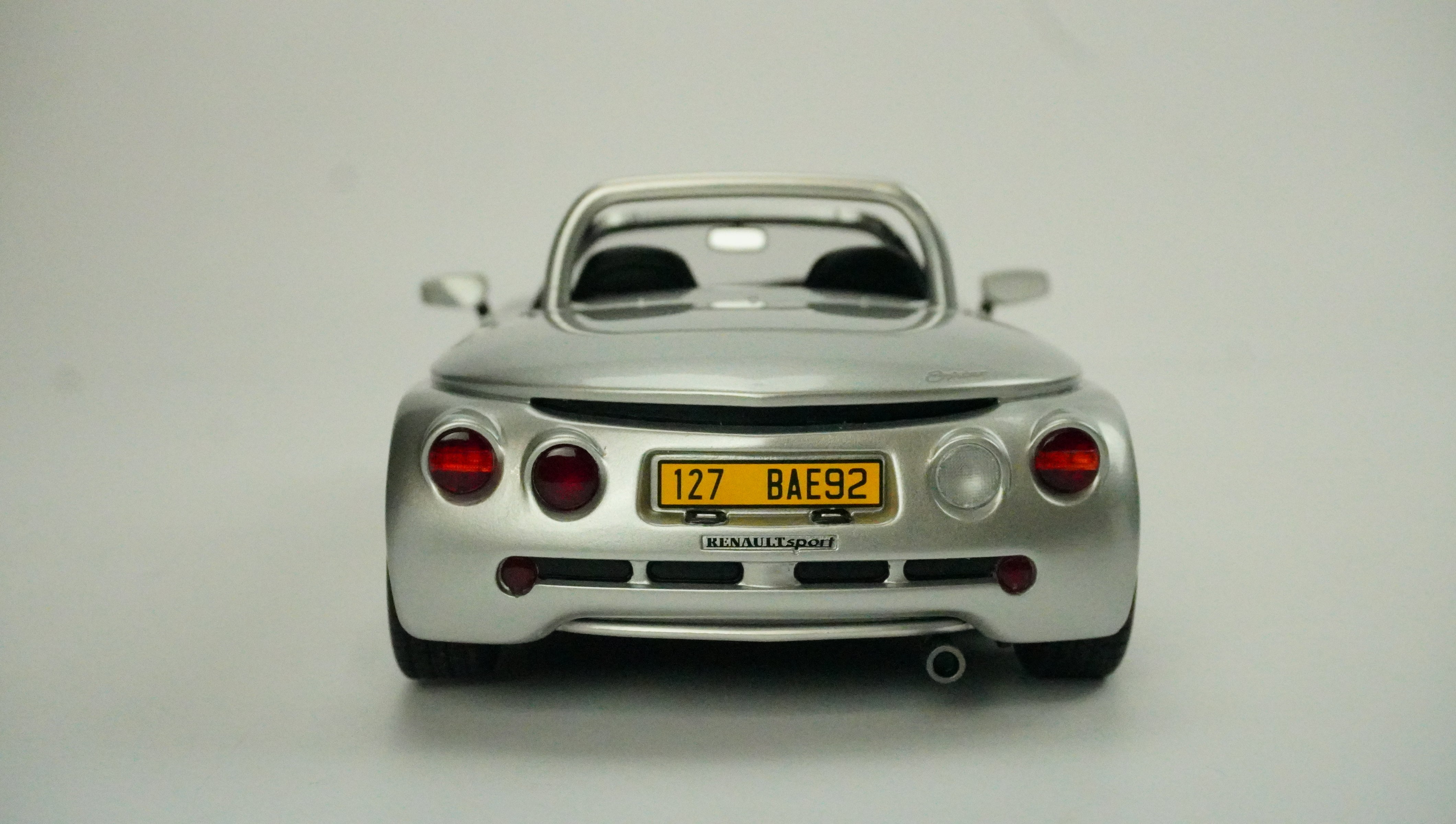 Renault Spider 1999 Limited 1:18