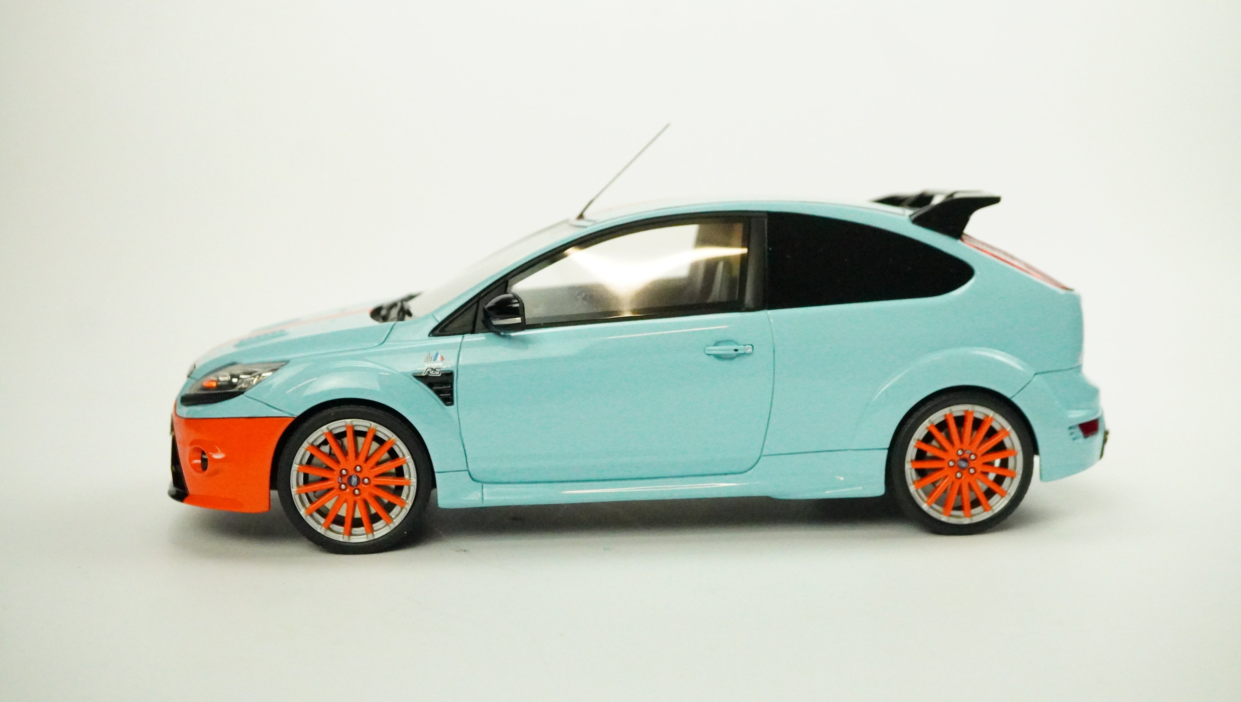 Ford Focus MK2 Limited 1:18