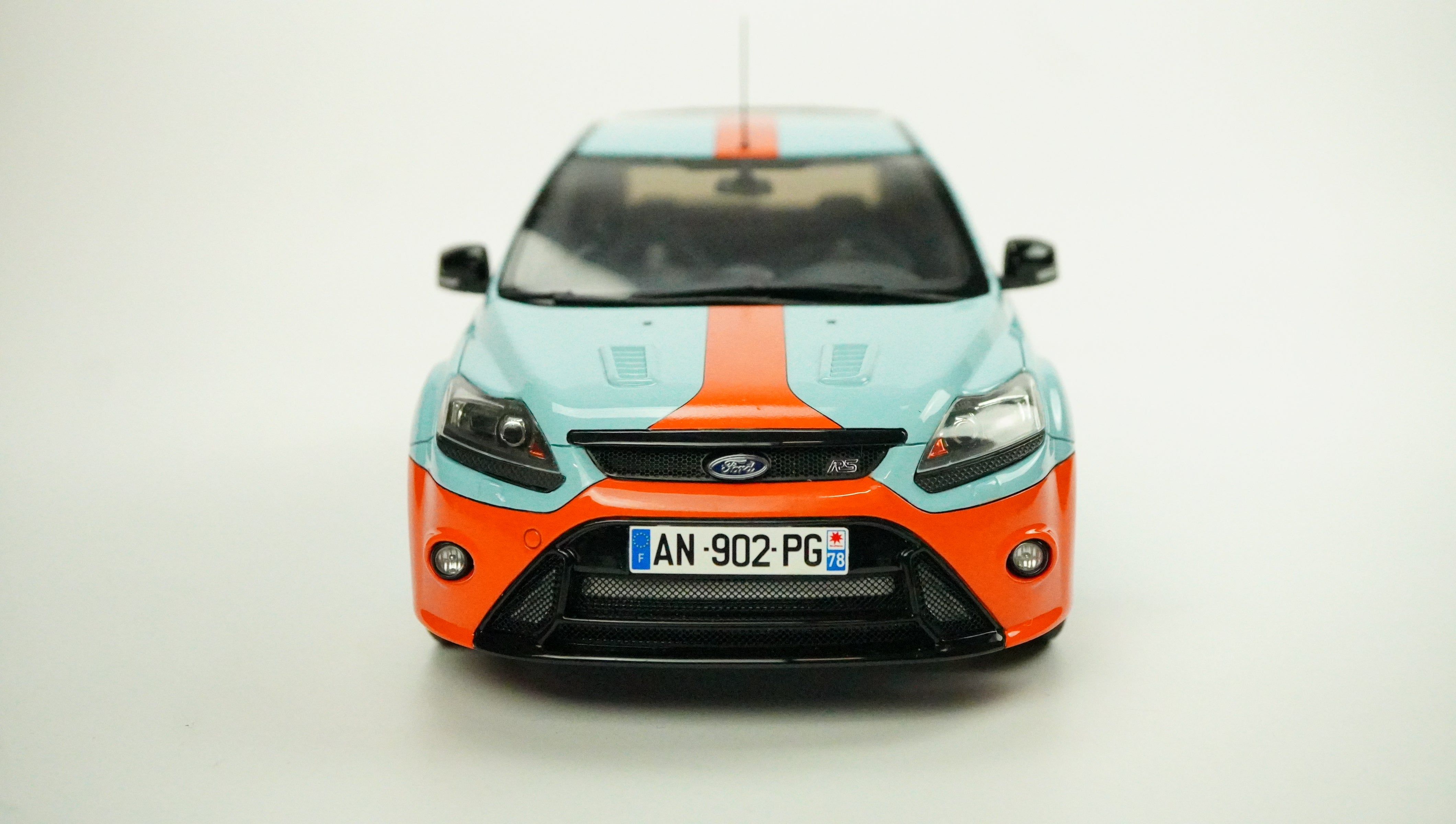 Ford Focus MK2 Limited 1:18