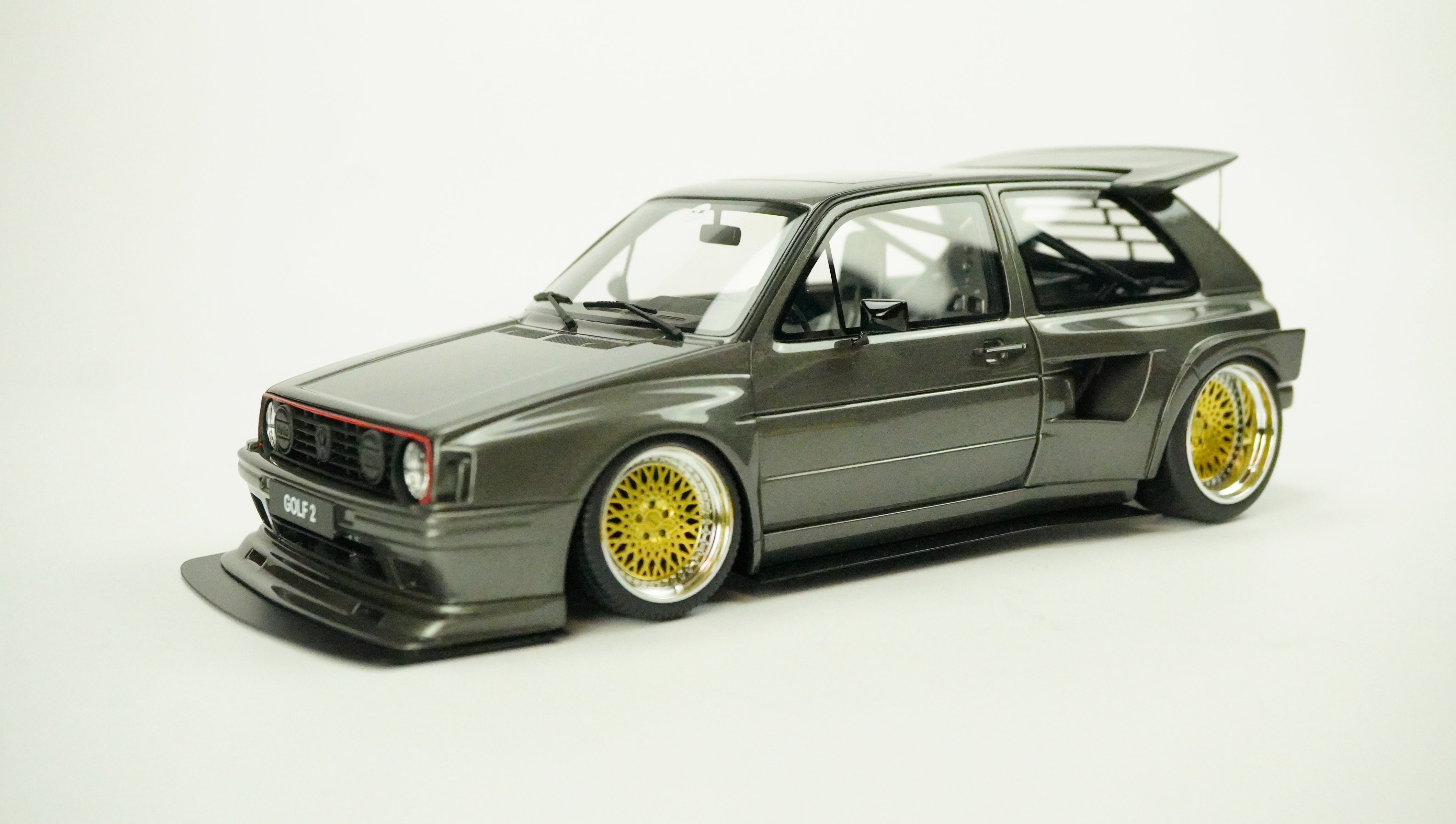 VW Golf 2 Gti by Khyzyl Saleem Limited 1:18