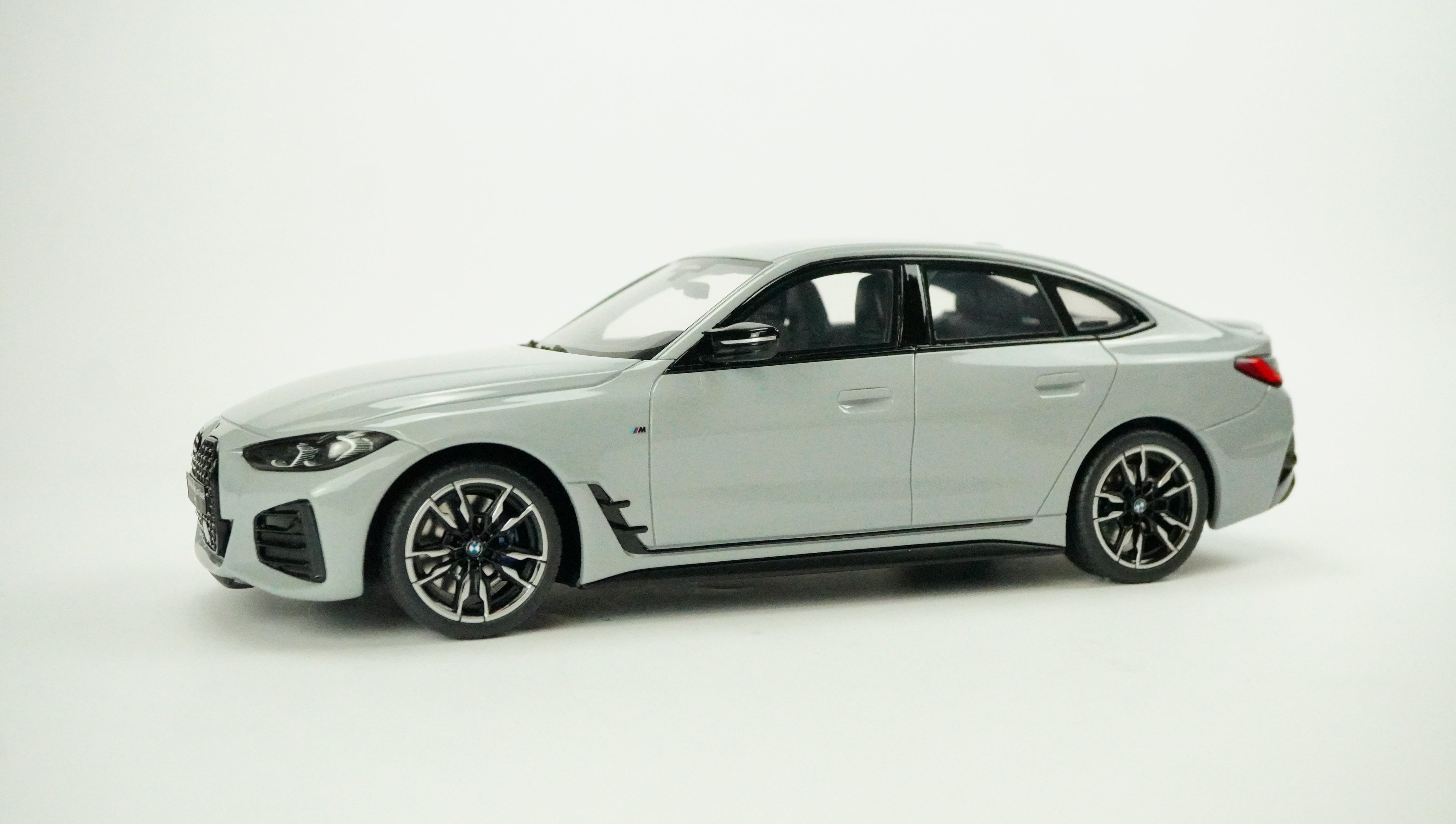 BMW M4440i X Drive Grand Coupé Limited 1:18