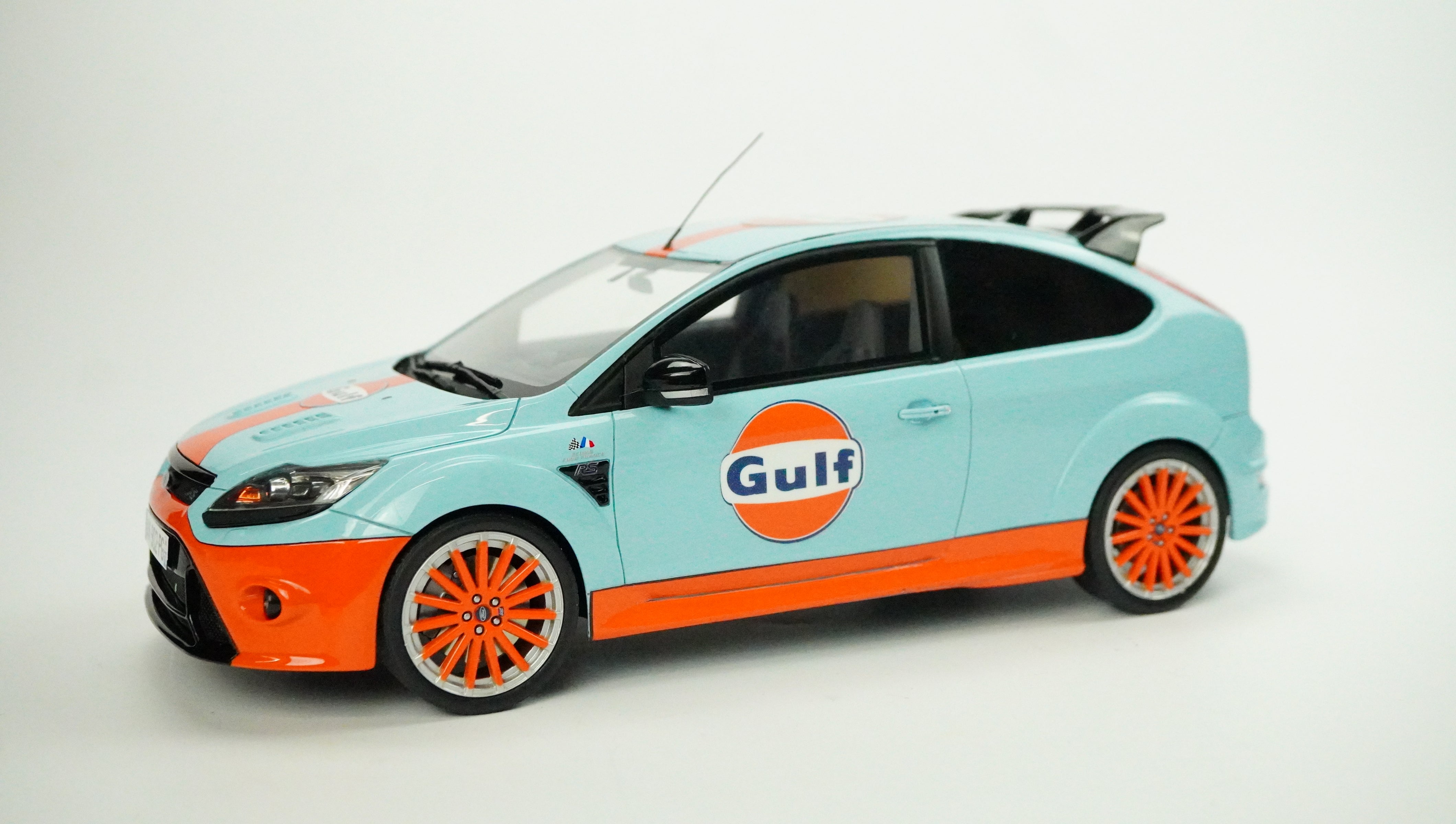 Ford Focus RS MK2 Gulf Limited Rarität 2010 1:18
