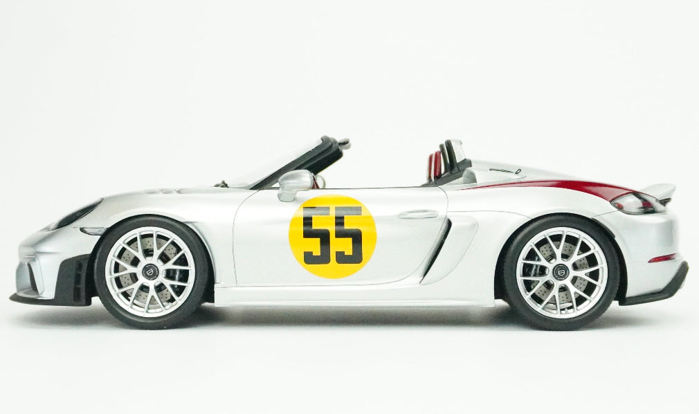 Porsche 718 (982) Spyder Nr.55 Limited 1:18