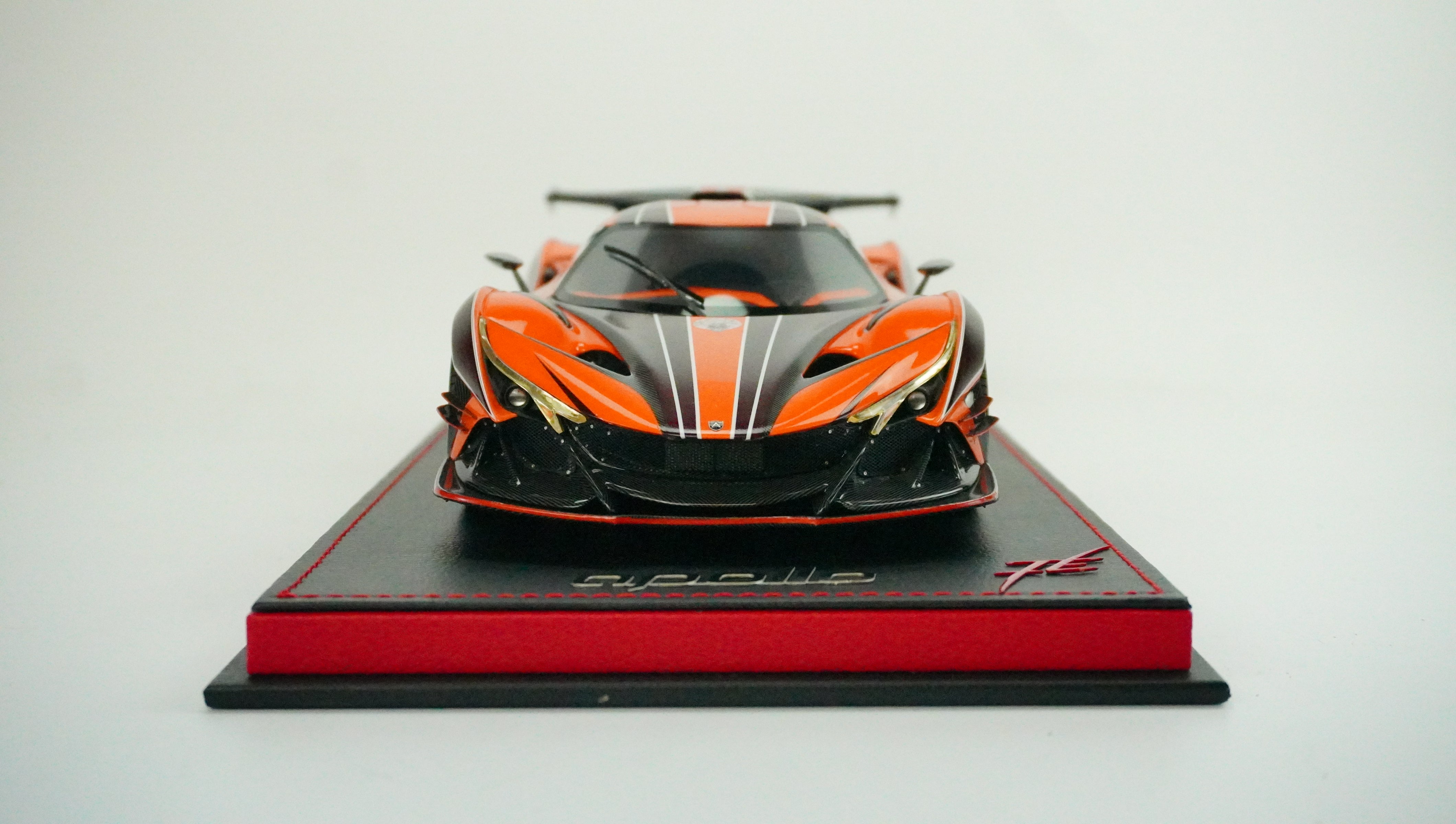Apollo IE Limited (incl. Showcase) 2024 1:18