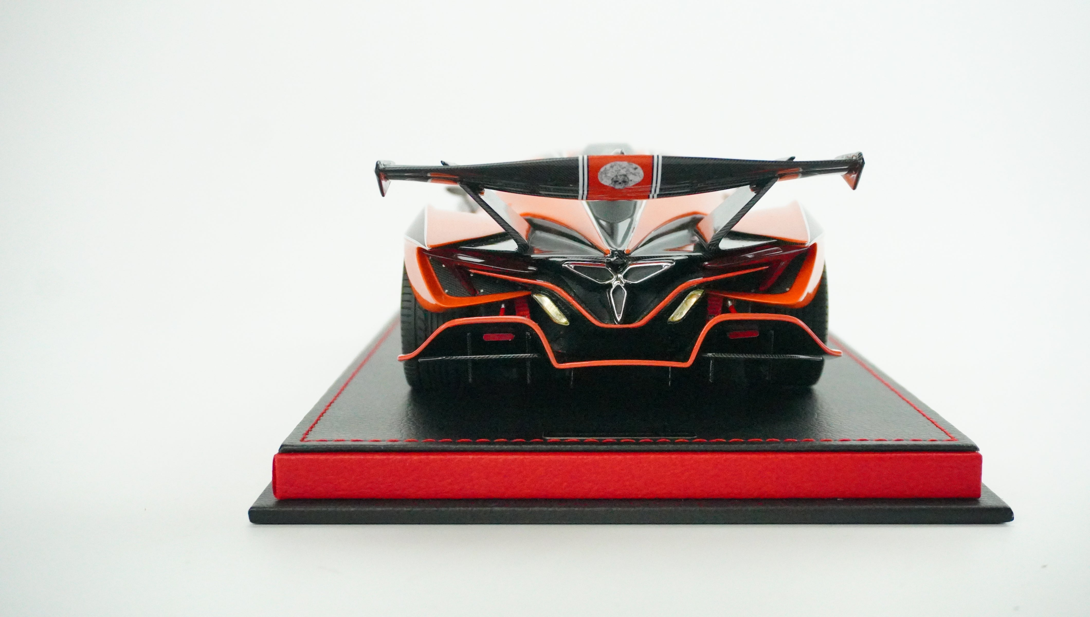 Apollo IE Limited (incl. Showcase) 2024 1:18