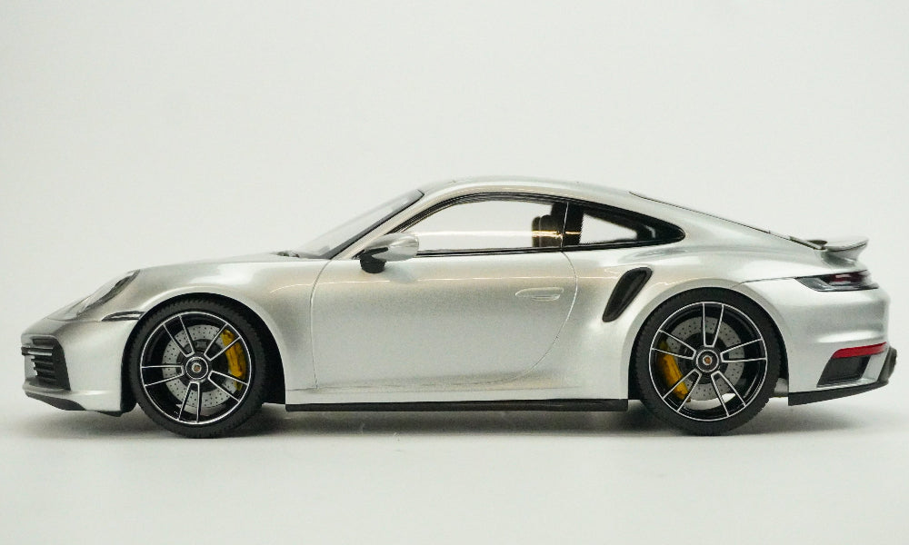 Porsche 911 Turbo S Coupé GT 1:18