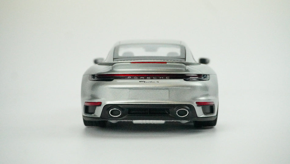 Porsche 911 Turbo S Coupé GT 1:18