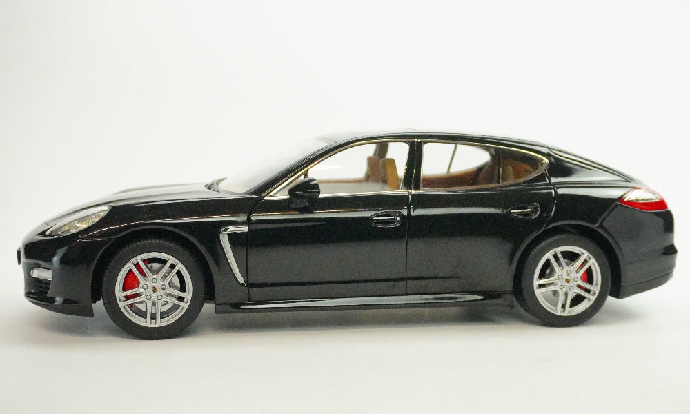 Porsche Pantera Turbo 1:18