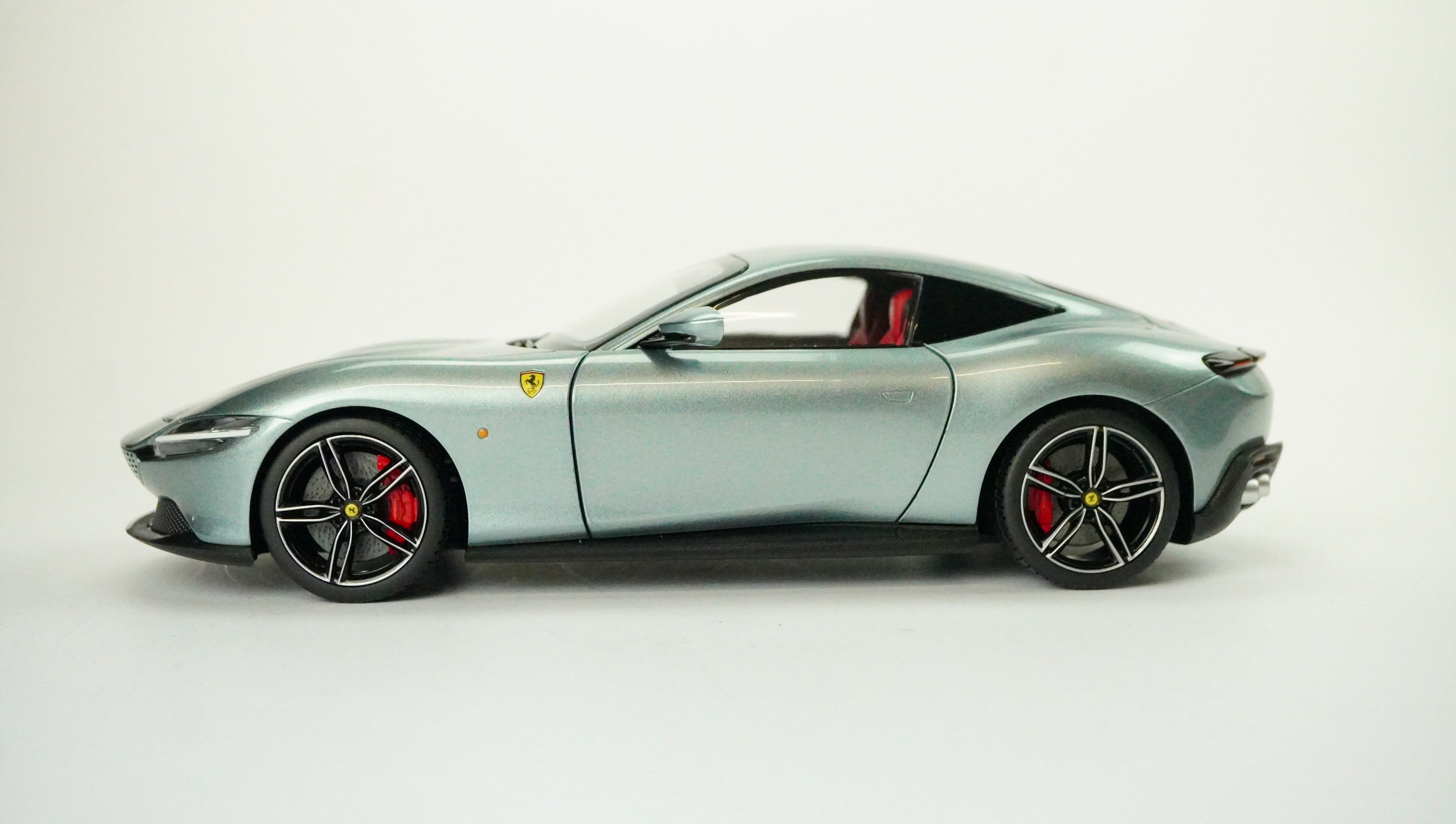 Ferrari Roma 2019 1:18