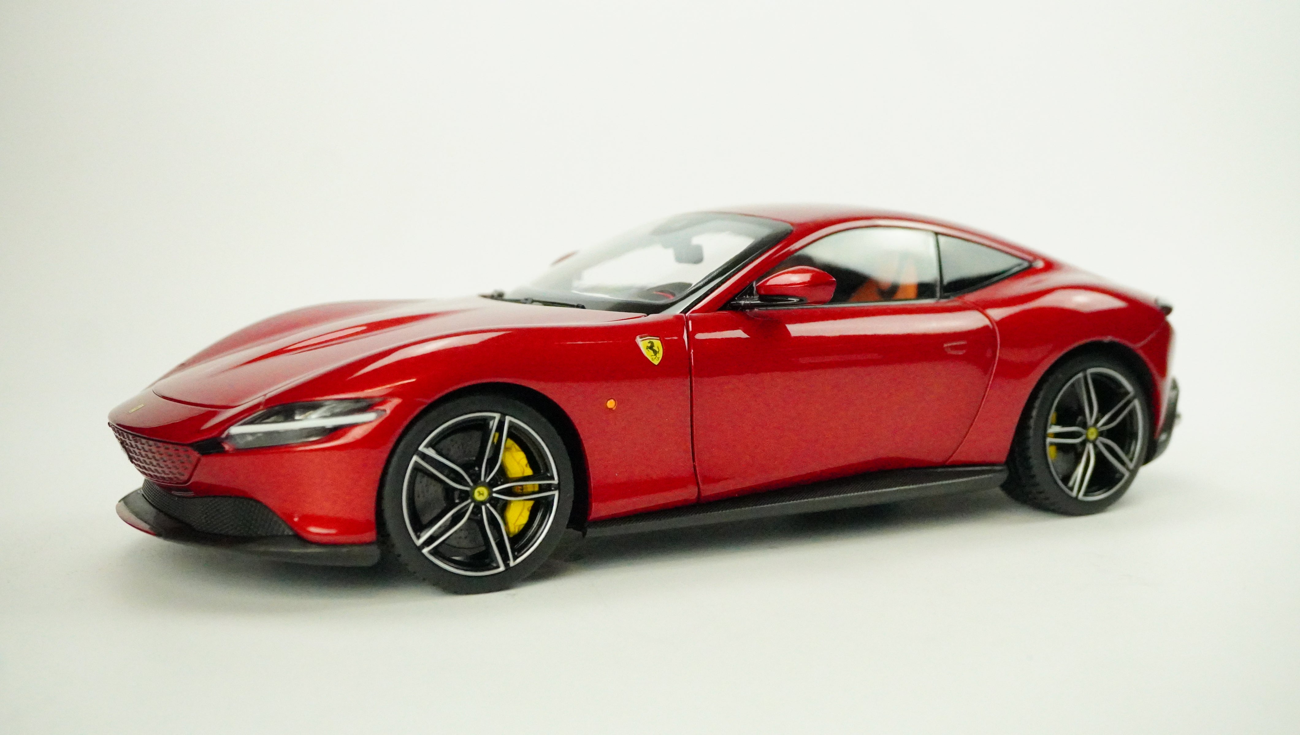 Ferrari Roma 2019 1:18