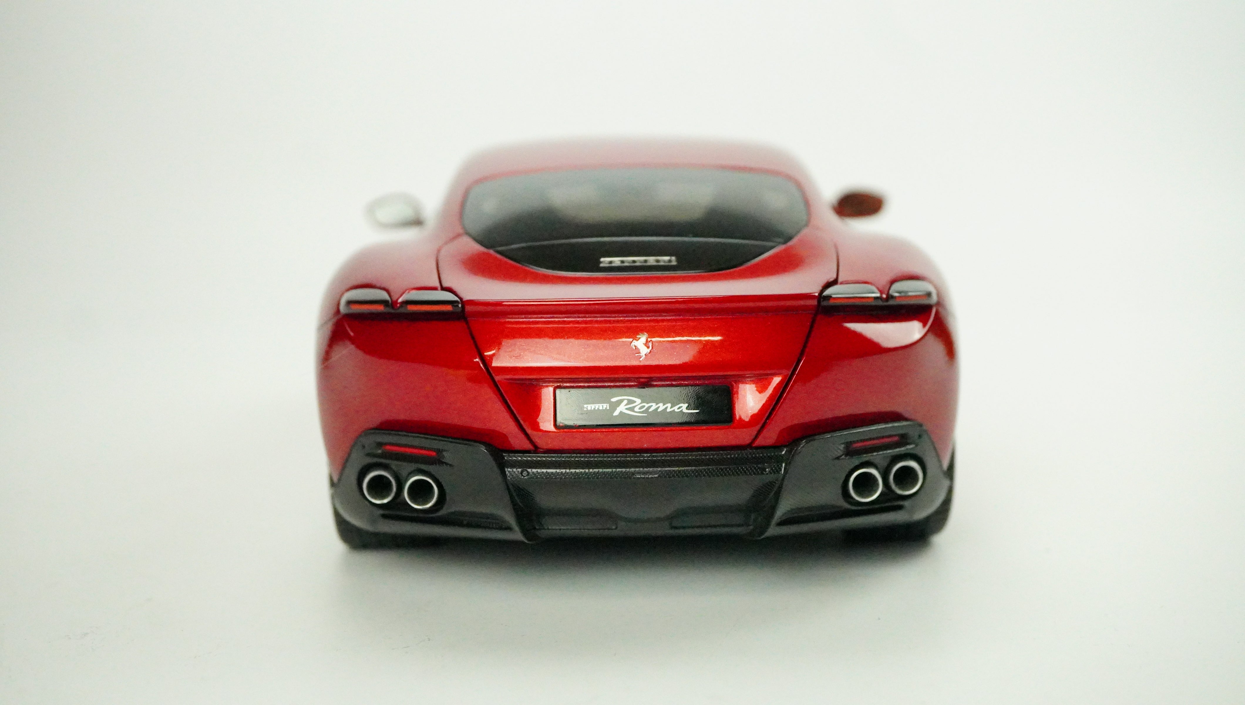 Ferrari Roma 2019 1:18