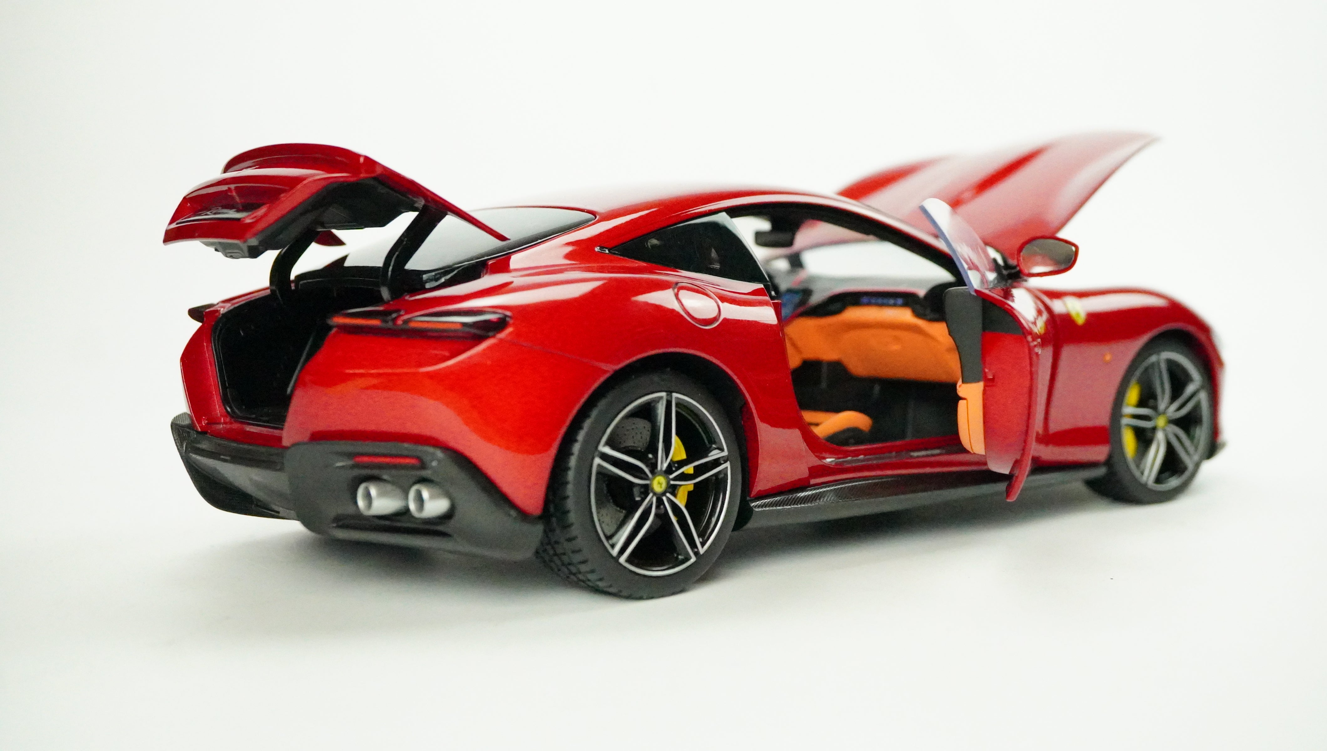 Ferrari Roma 2019 1:18