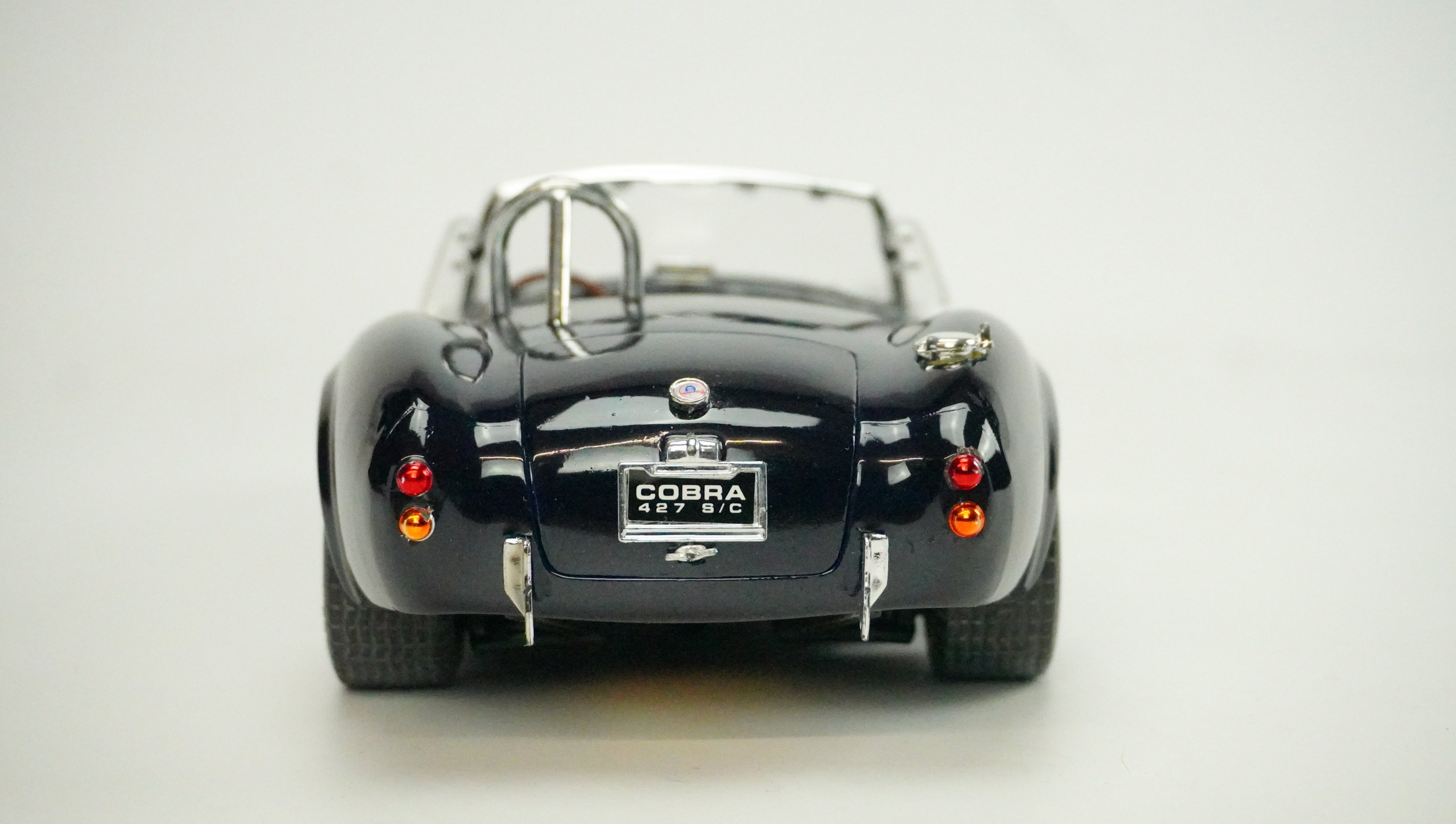 Shelby Cobra 427 S/C 1964 1:18