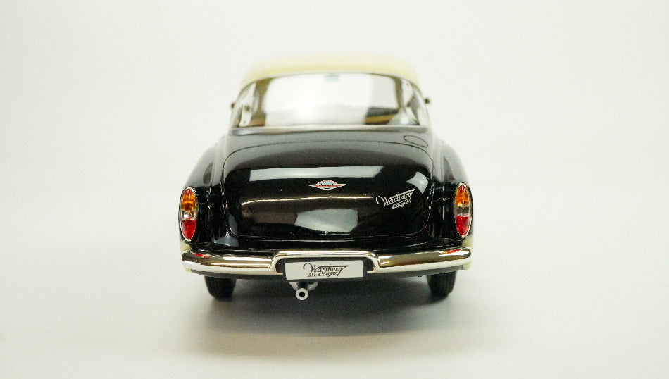Modelcarshop New Hot Top 1:18