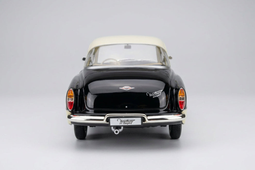 Modelcarshop New Hot Top 1:18