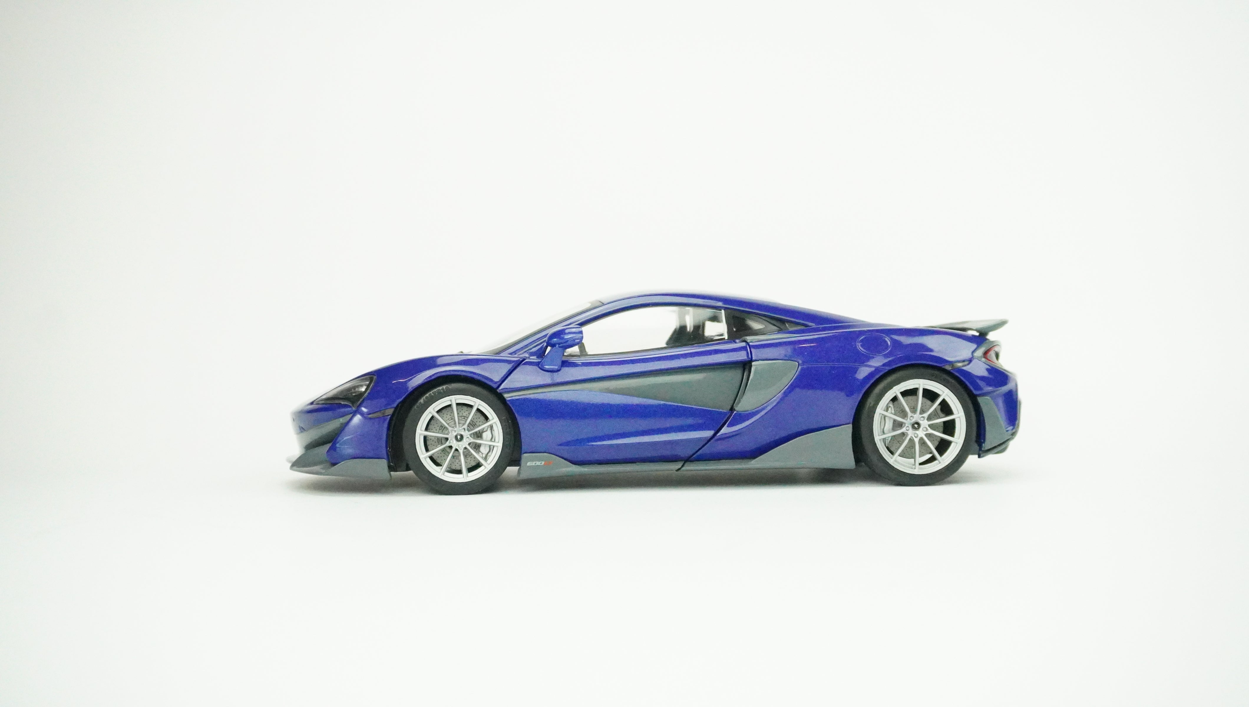 McLaren 600LT Coupé 2018 1:18