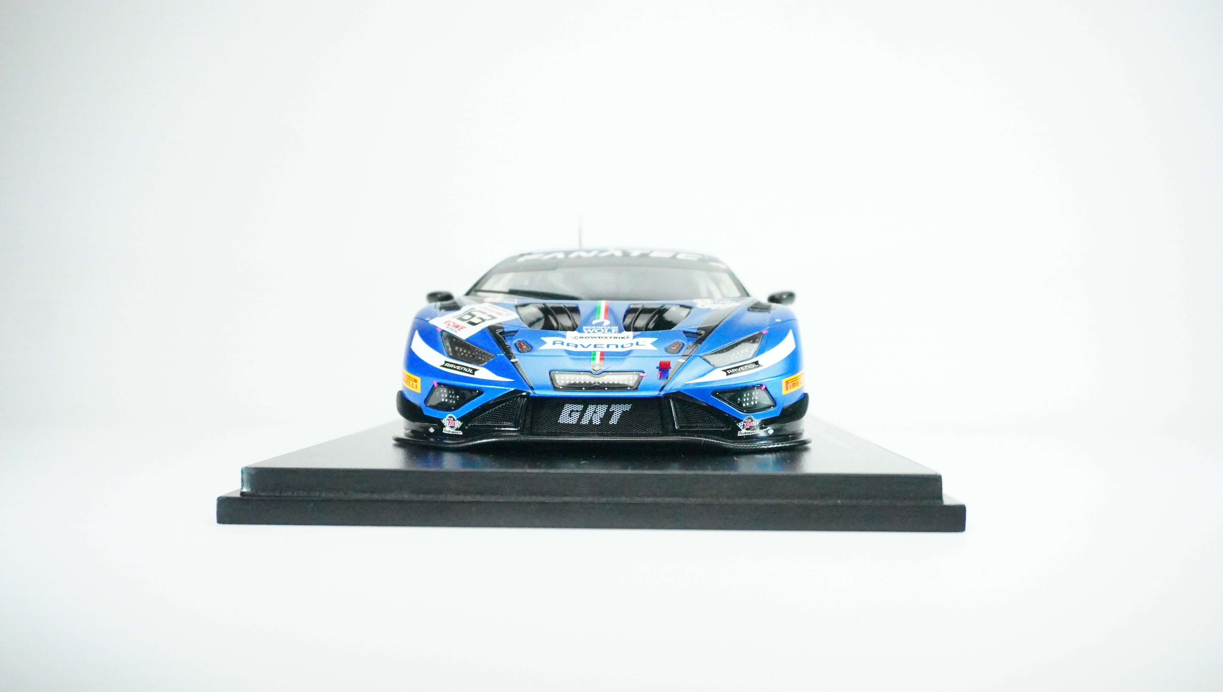 Lamborghini Huracán GT3 Evo2 GRT No. 163 Limited (incl. Showcase) 1:18