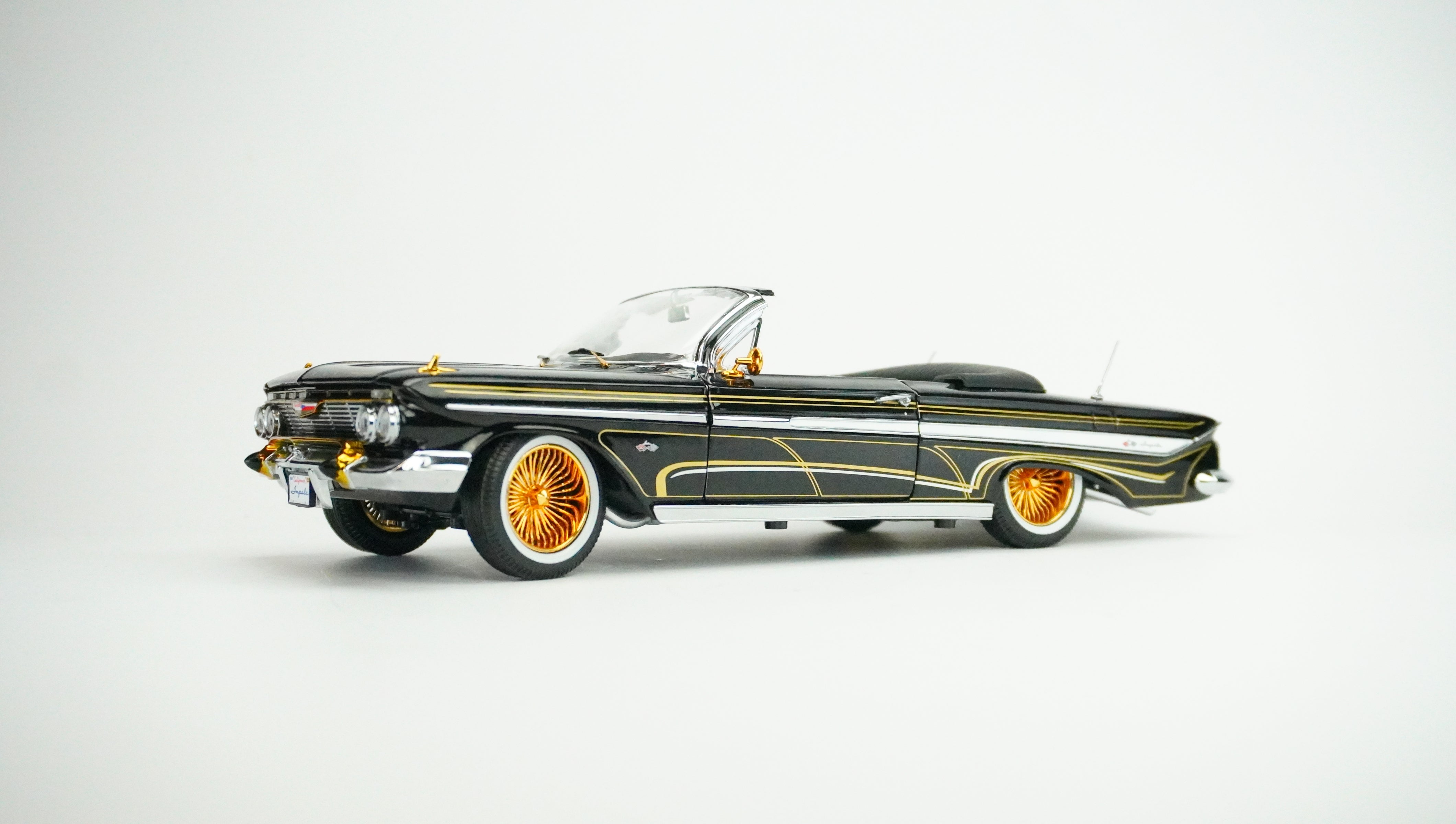 Chevrolet Impala Convertible 1961 1:18