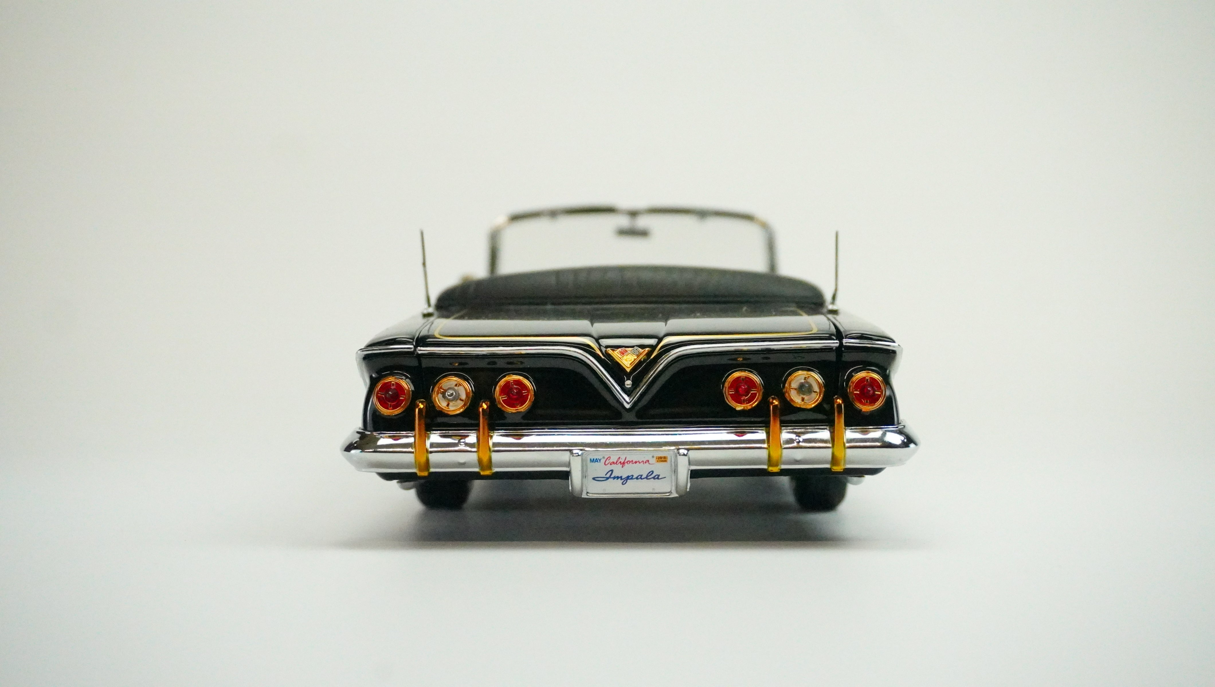 Chevrolet Impala Cabrio 1961 1:18